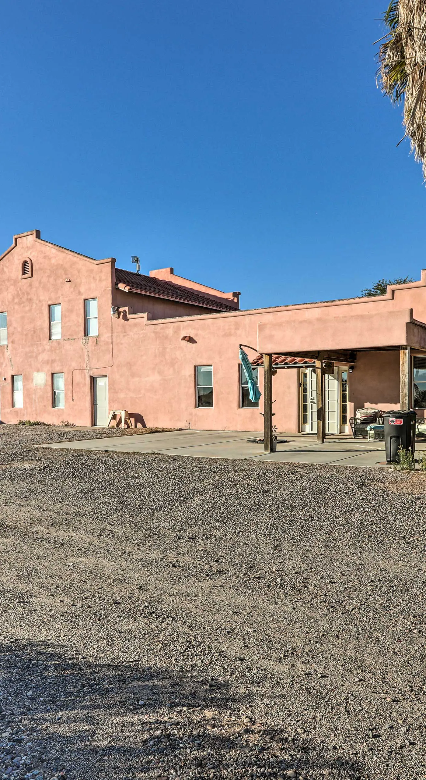 Eloy Desert Oasis w/ Courtyard & Pool Access!