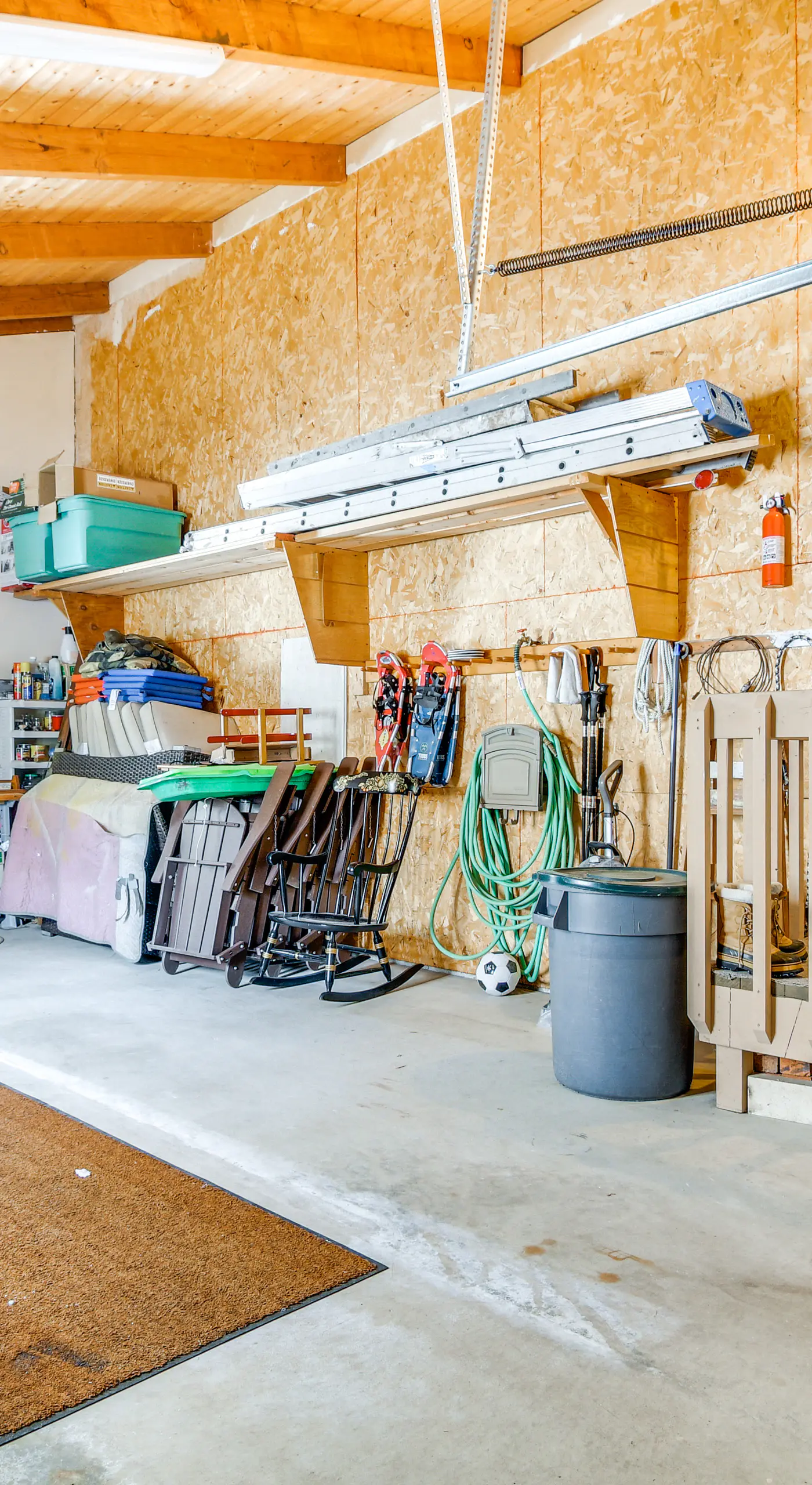 Ski, Game & Grill: Family Retreat in Glen
