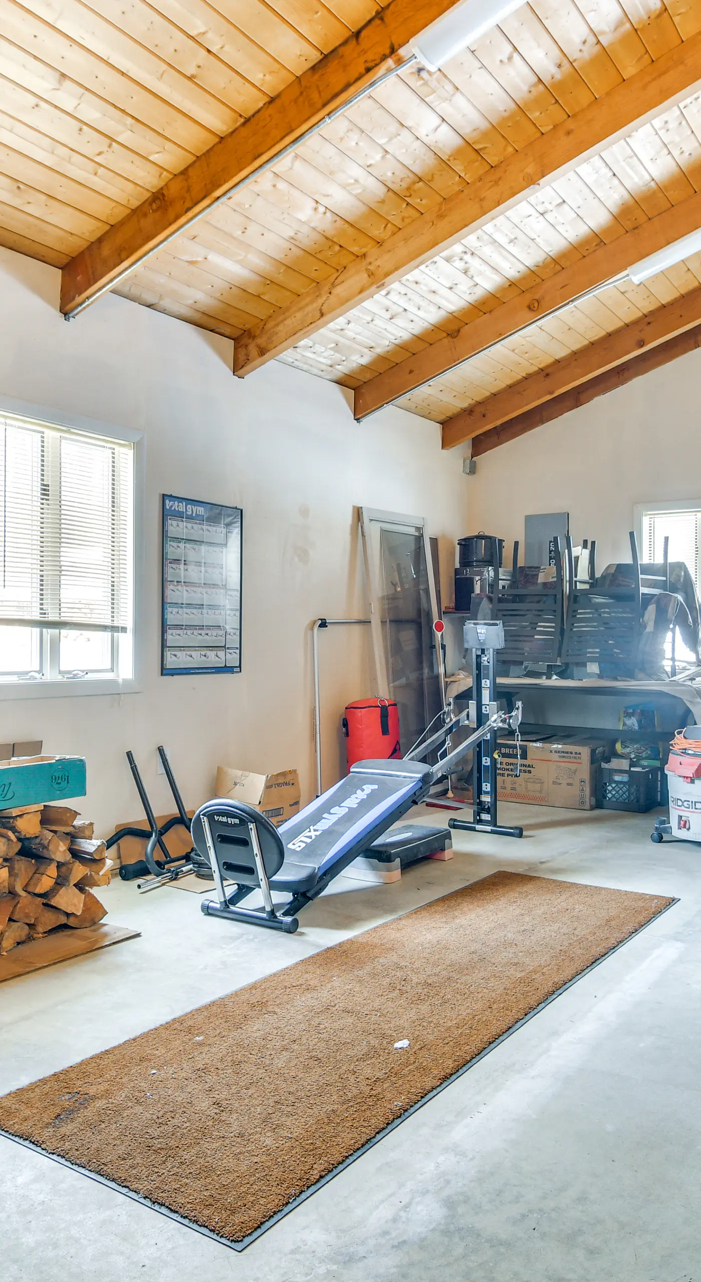 Ski, Game & Grill: Family Retreat in Glen