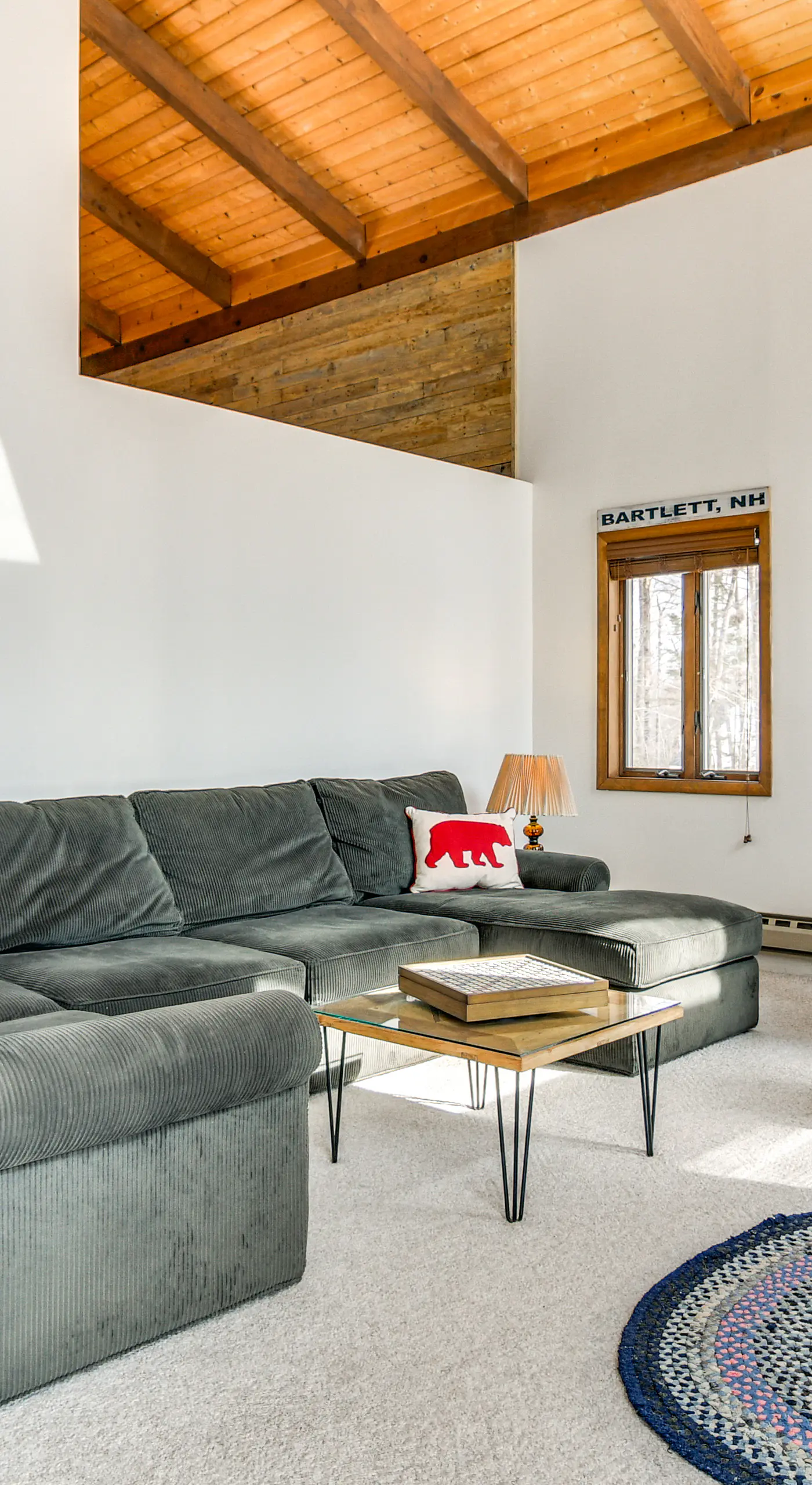 Ski, Game & Grill: Family Retreat in Glen