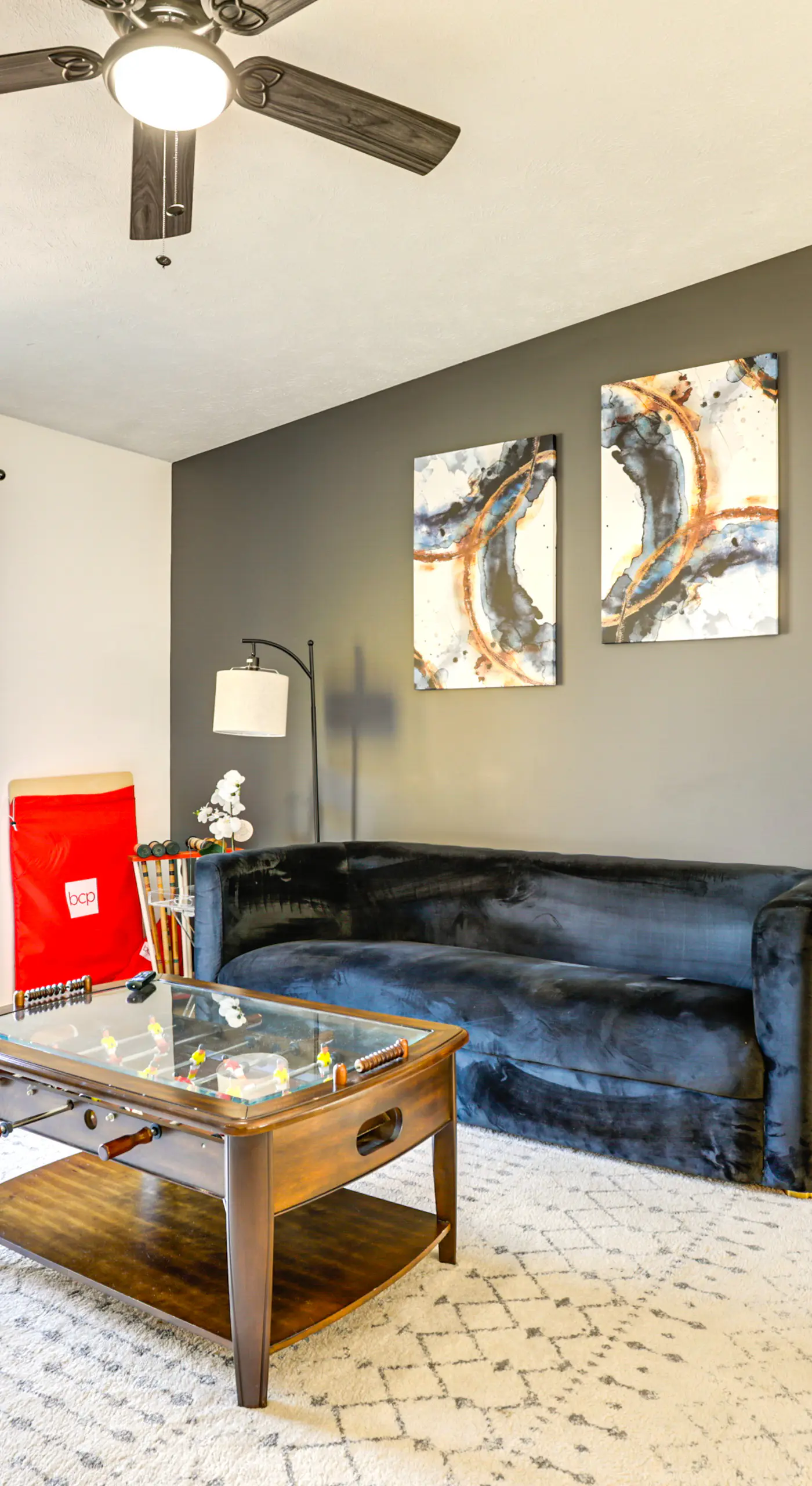 3 Mi to UNL & Memorial Stadium: Home w/ Large Yard