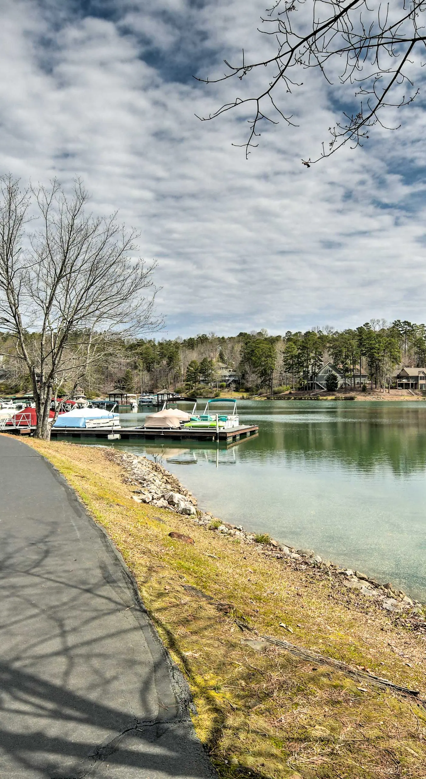 Lake Keowee Resort Condo w/ Balcony & Pool Access!