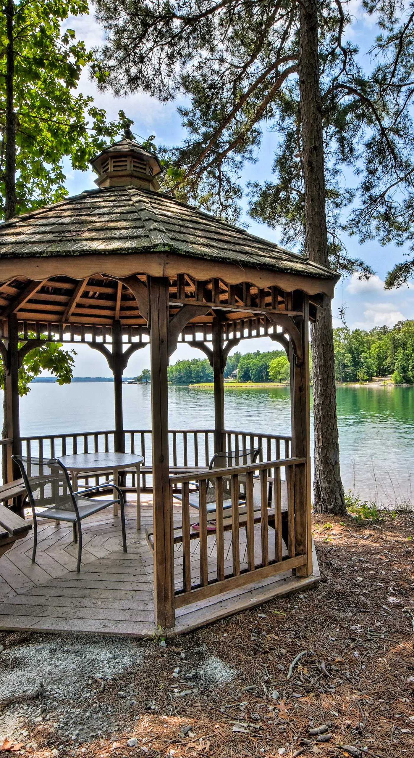 Lake Keowee Resort Condo w/ Balcony & Pool Access!