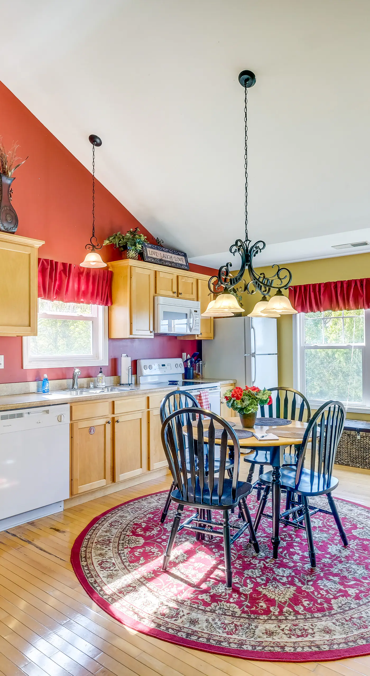 Lake-View Kentucky Getaway w/ Resort Amenities!