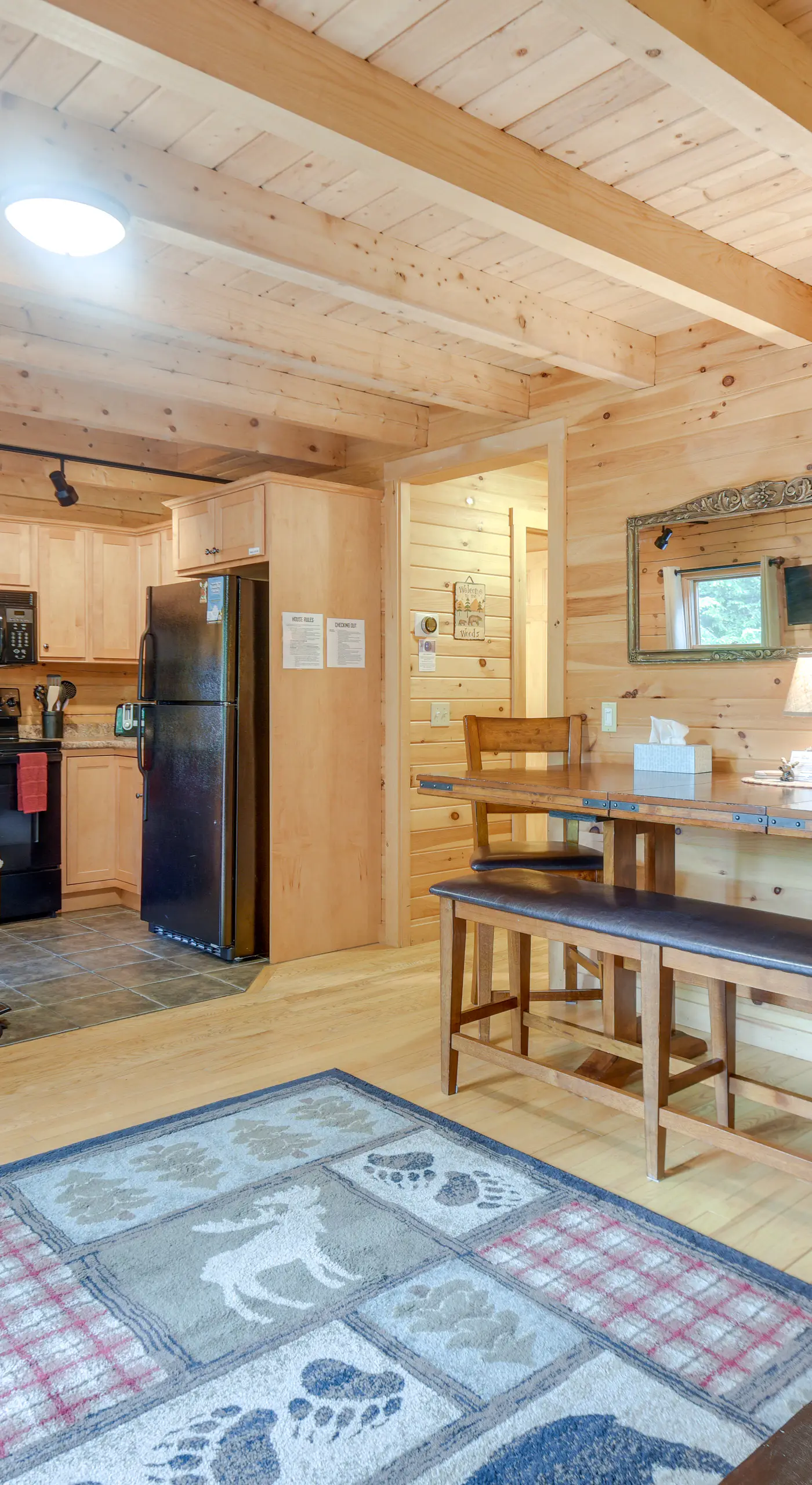 All-Season Log Cabin Escape! 11 Mi to Cranmore Mtn