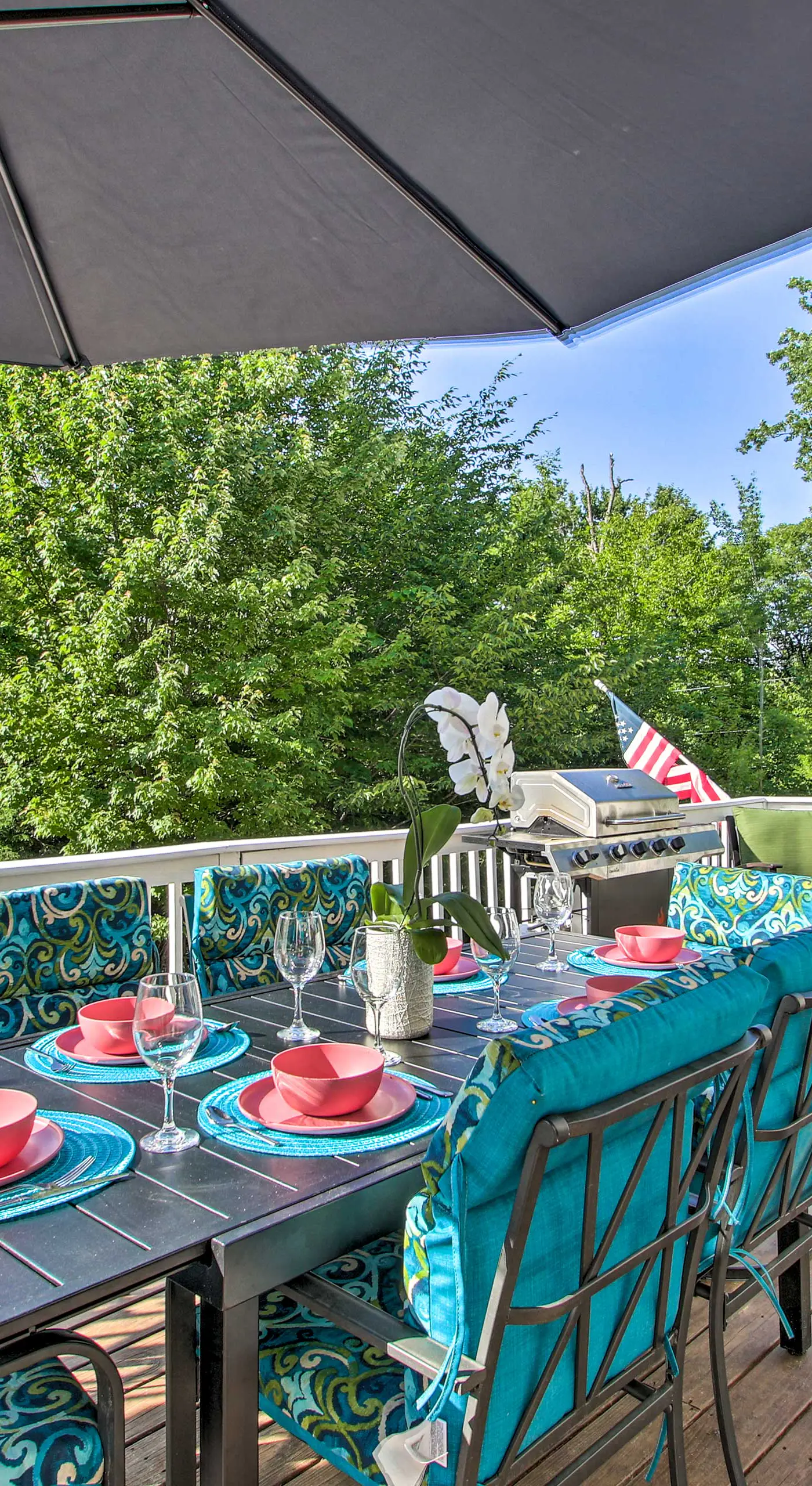 Hot Tub & Private Beach Access! North Conway Home