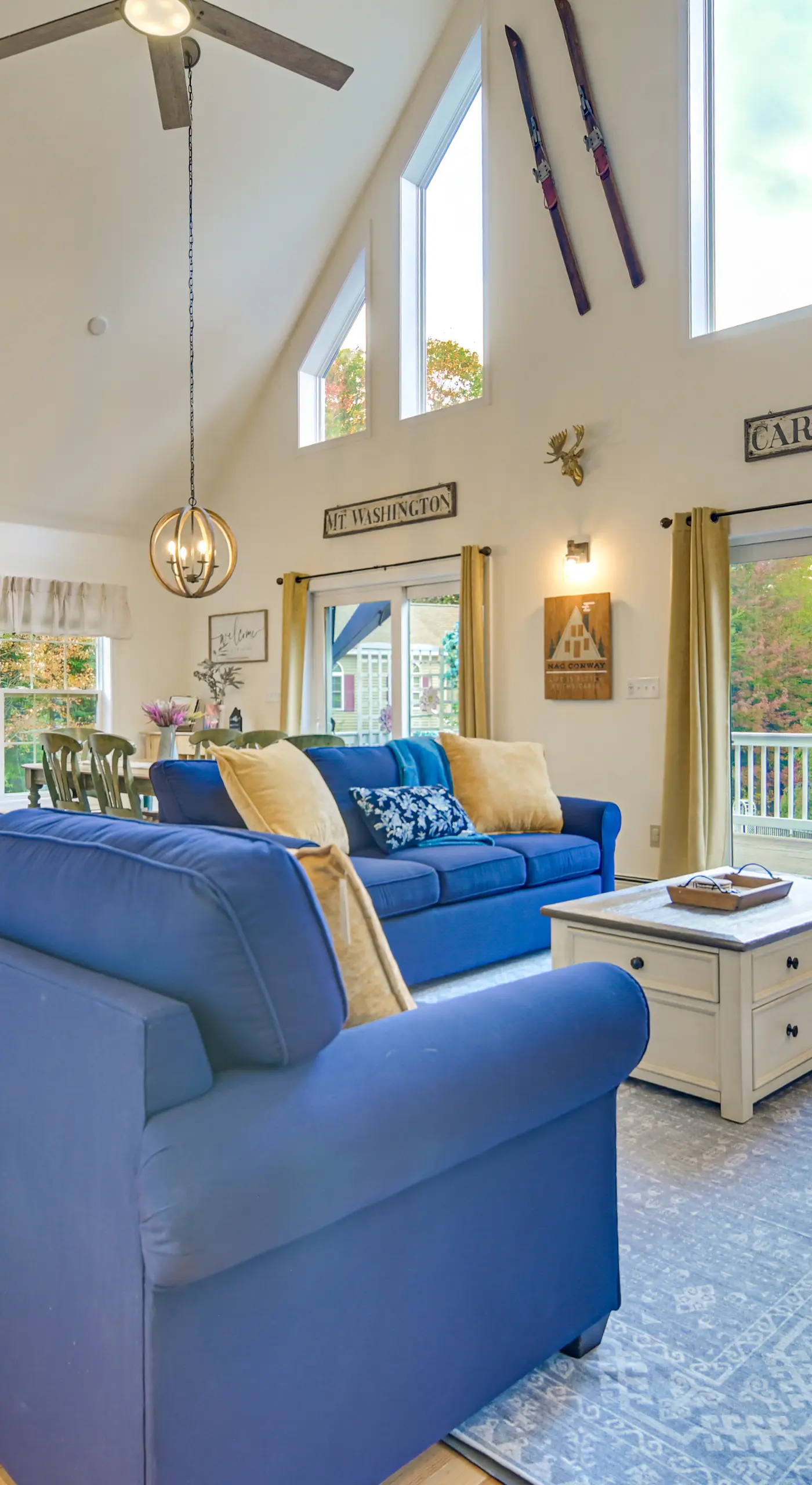 Hot Tub & Private Beach Access! North Conway Home