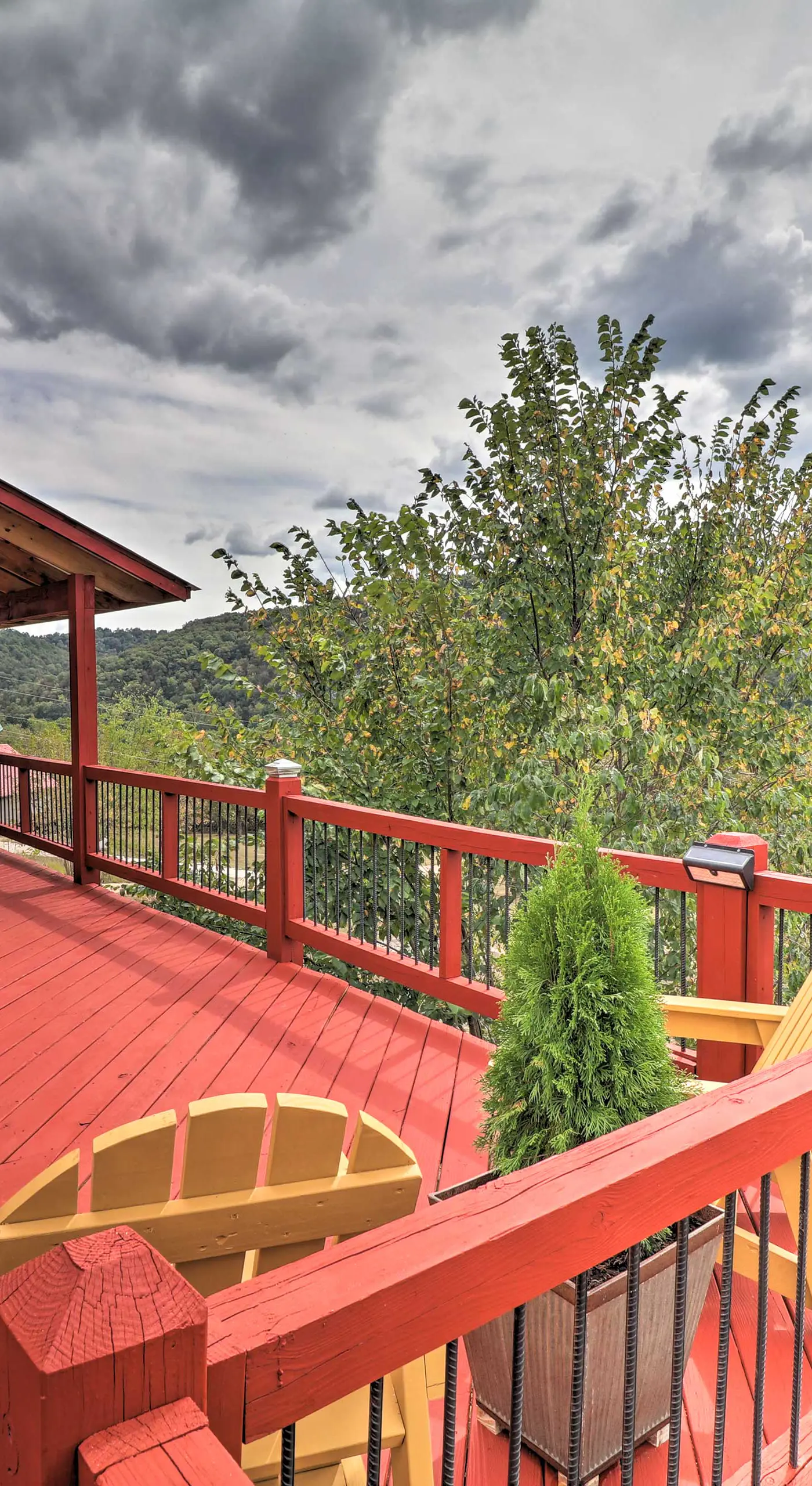 Updated Mtn View Studio w/ Loft - Near River!