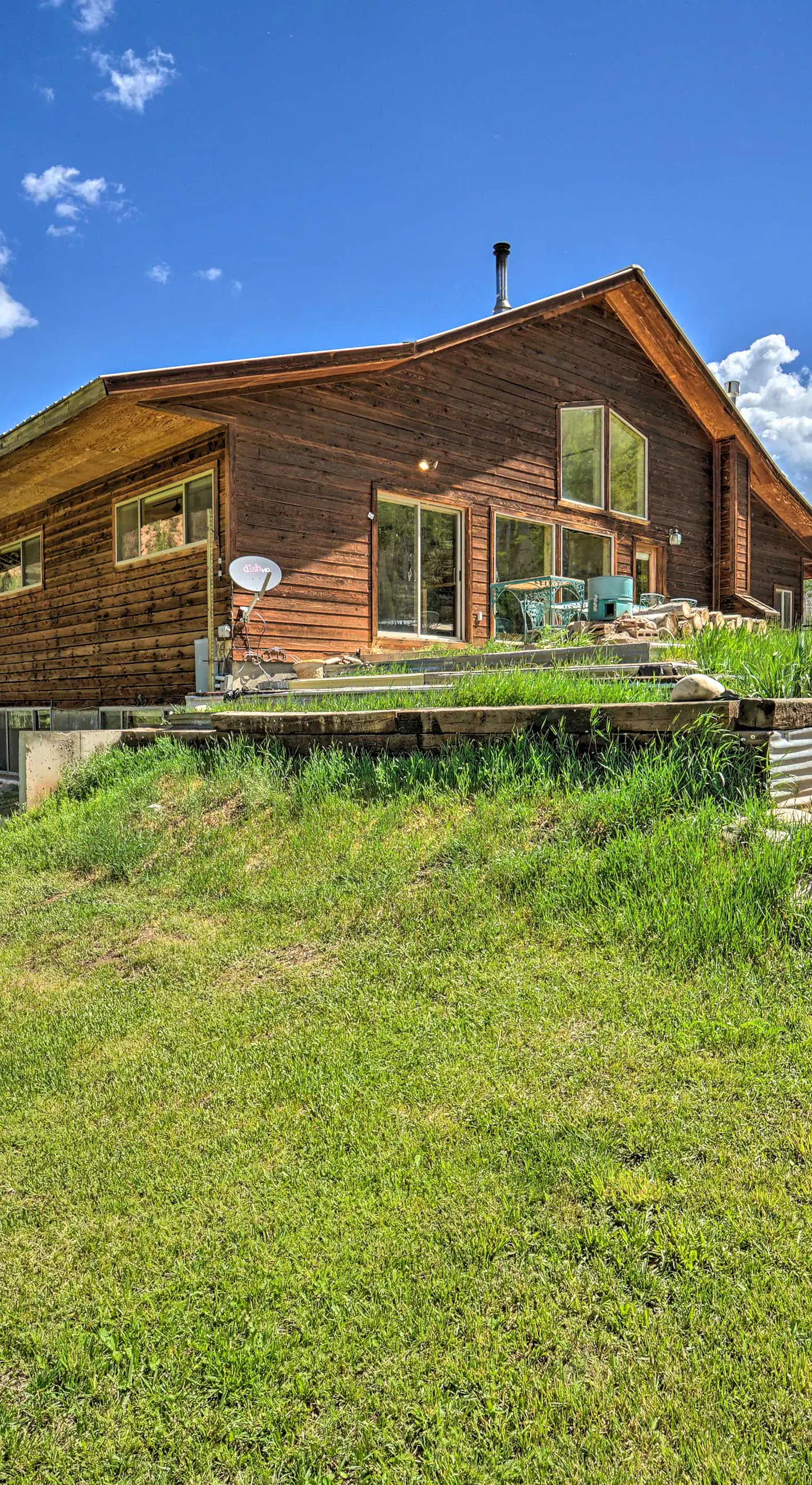 Direct Hiking Access: Riverfront Dolores Home!