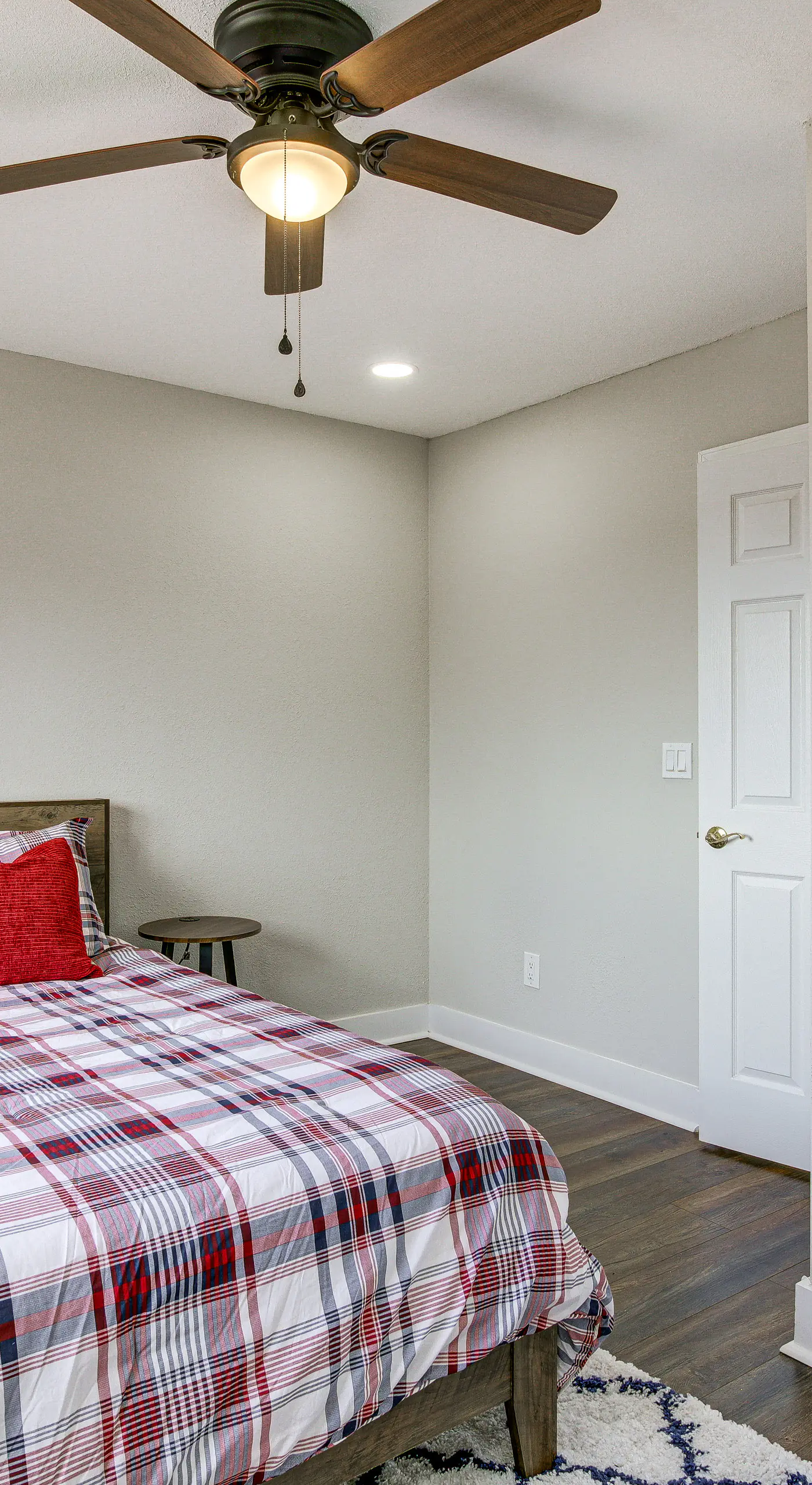 Condo w/ Pool: Walk to University of Mississippi!