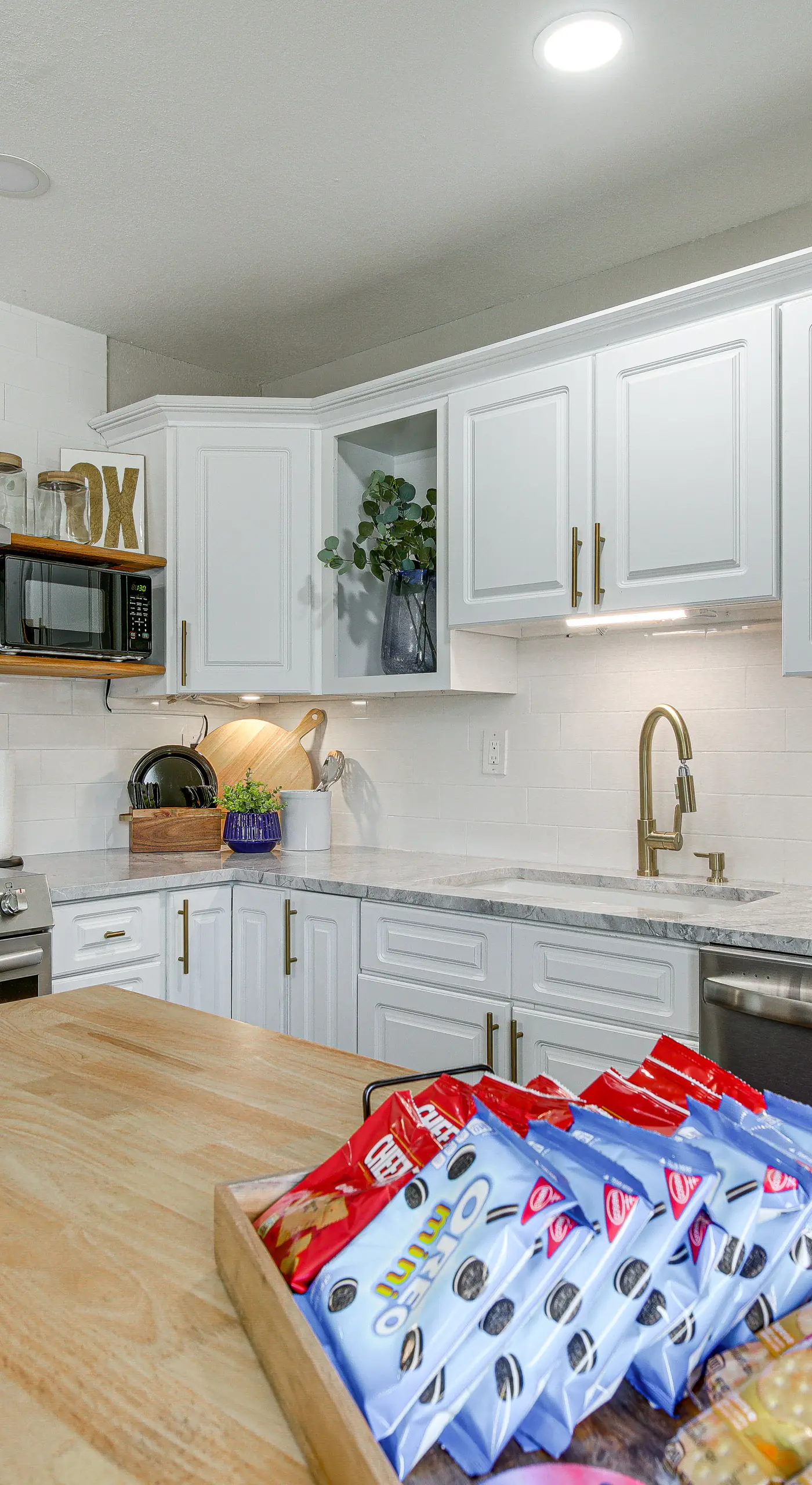 Condo w/ Pool: Walk to University of Mississippi!