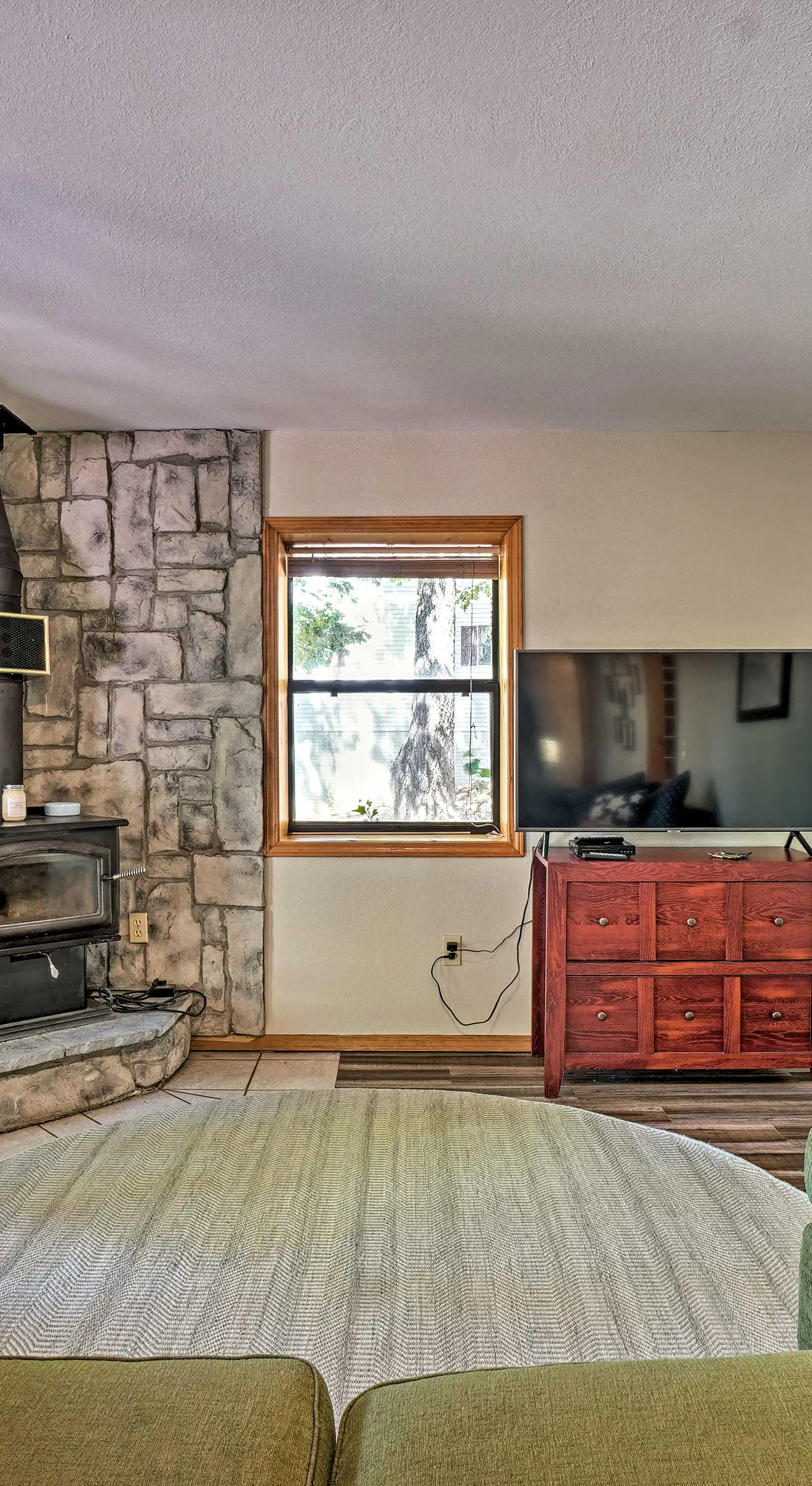 Home w/ Large Deck on Table Rock Lake!