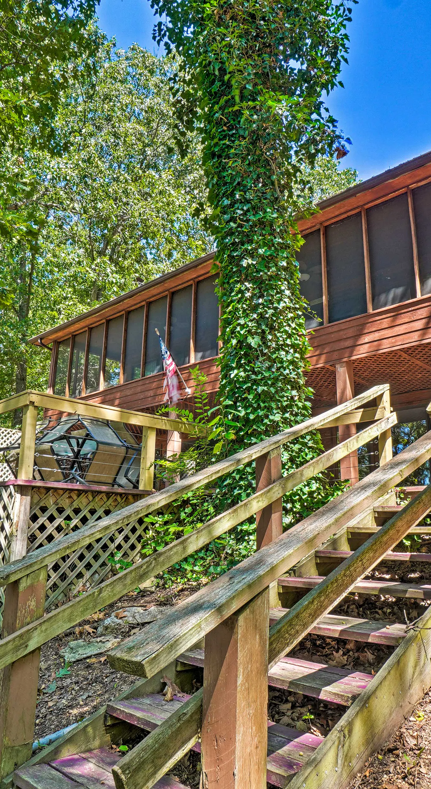 Home w/ Large Deck on Table Rock Lake!