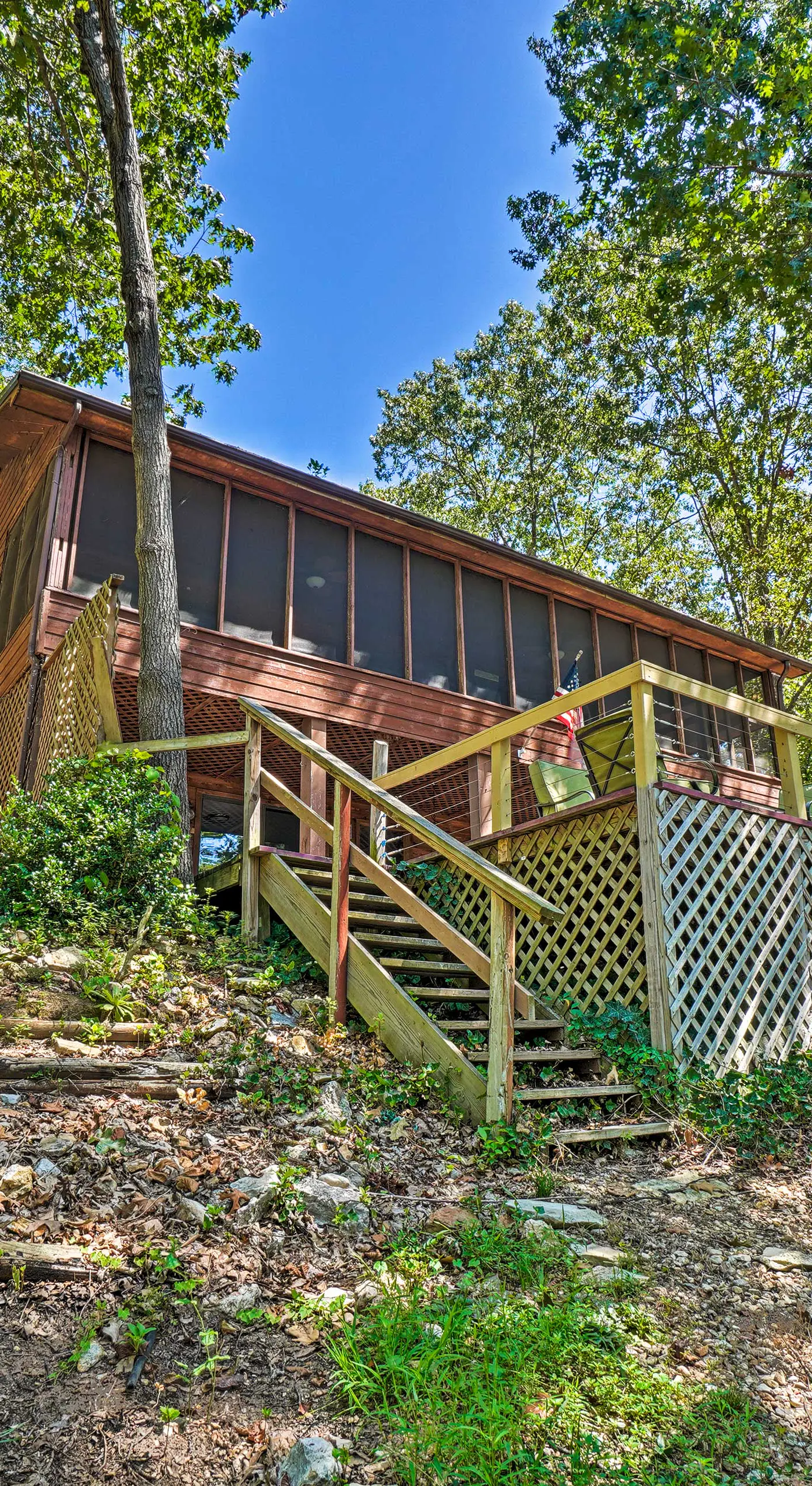 Home w/ Large Deck on Table Rock Lake!