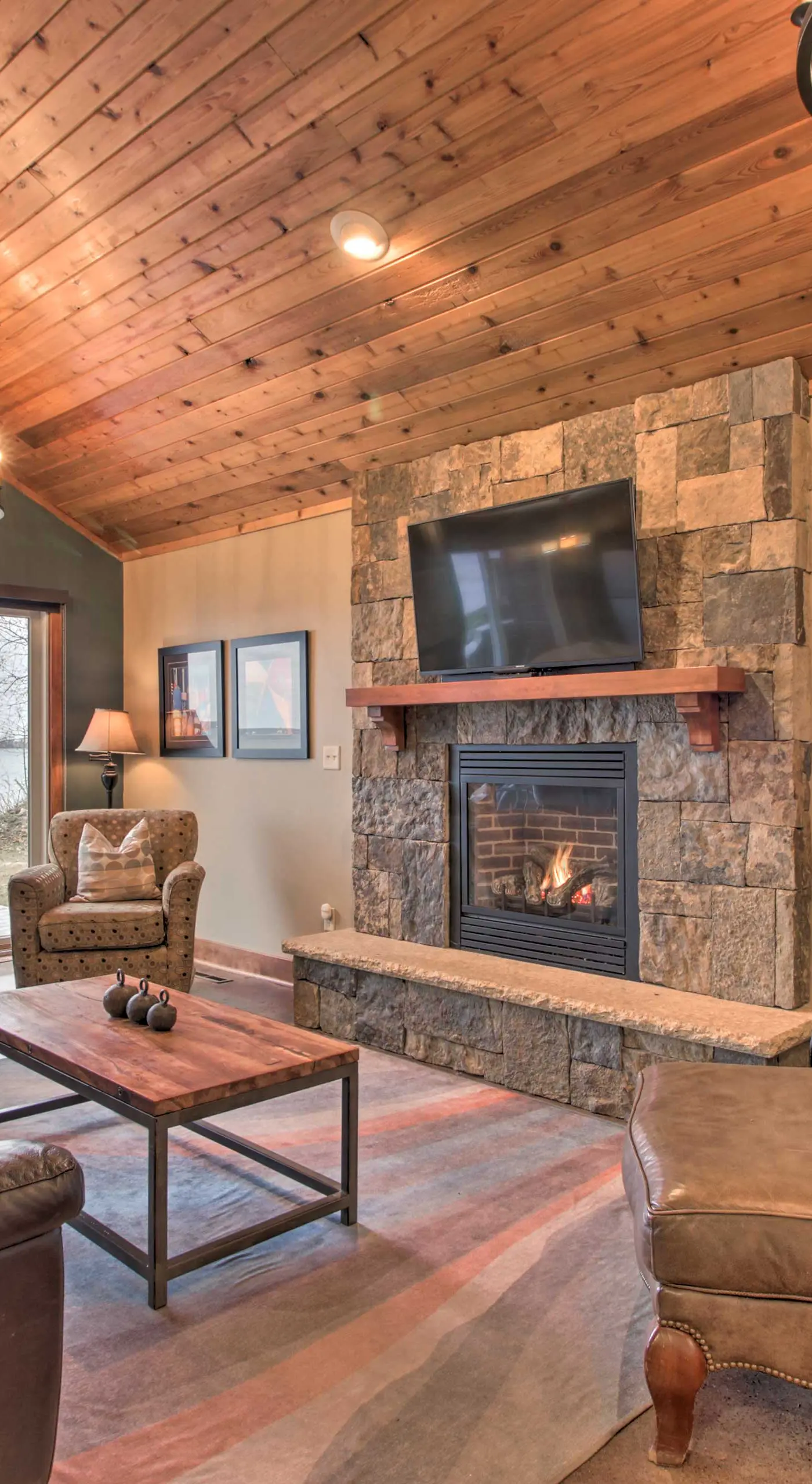 Pelican Lake Retreat w/ Fire Pit, Dock & Grill!