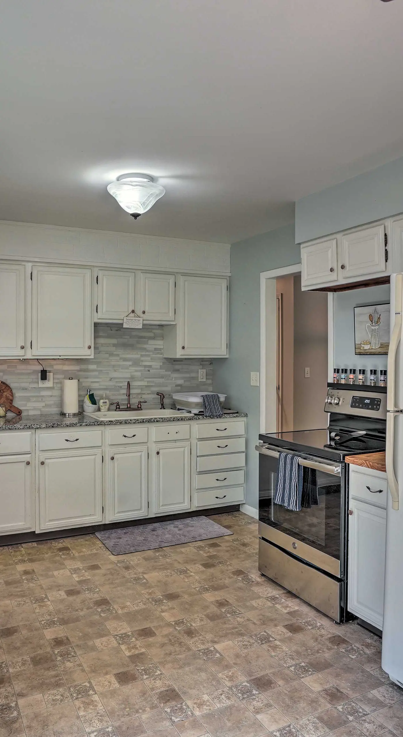 Saratoga Springs Haven w/ Pool + Fire Pit!