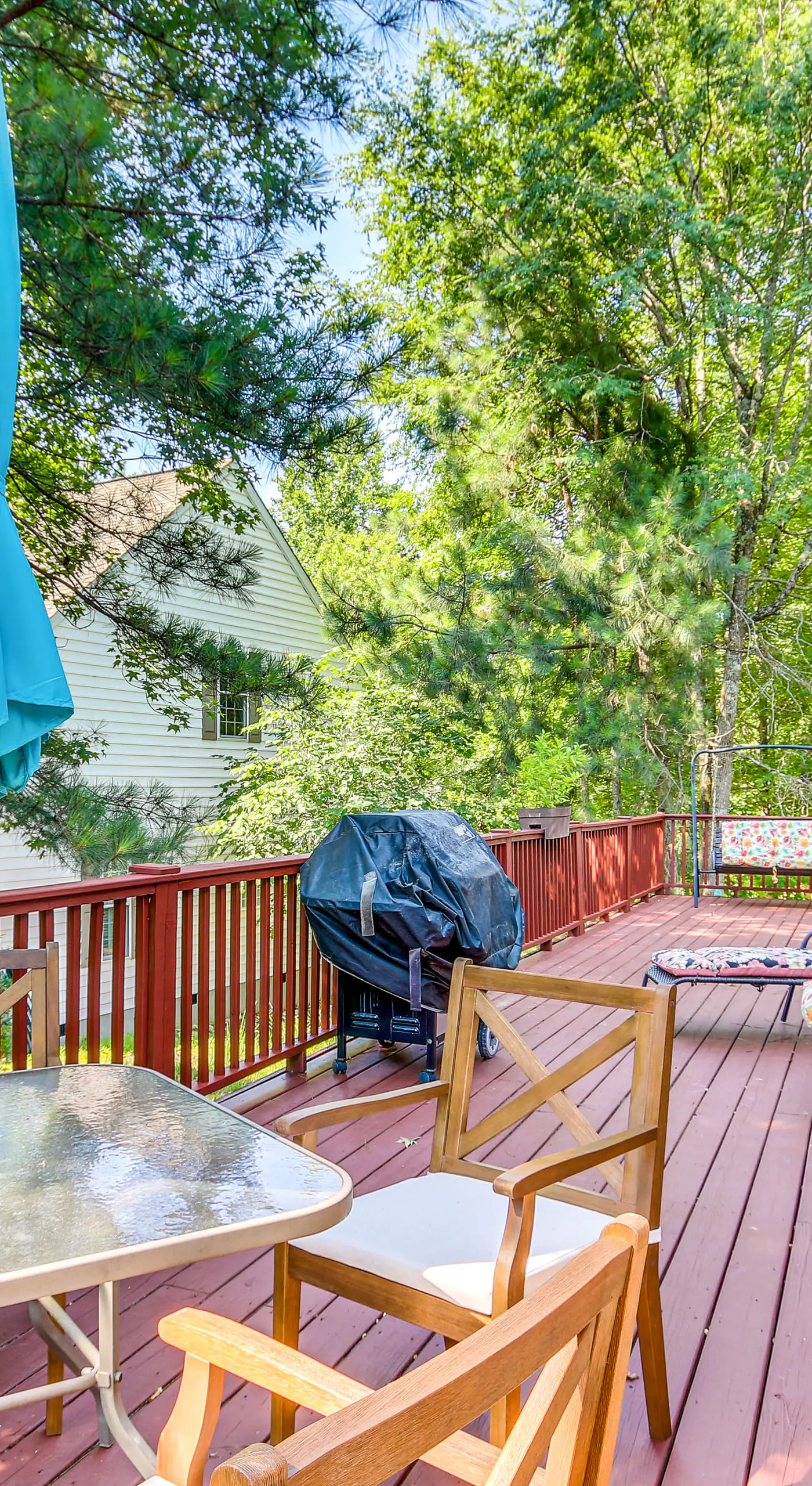 Lovely McCormick Home in Savannah Lakes Village