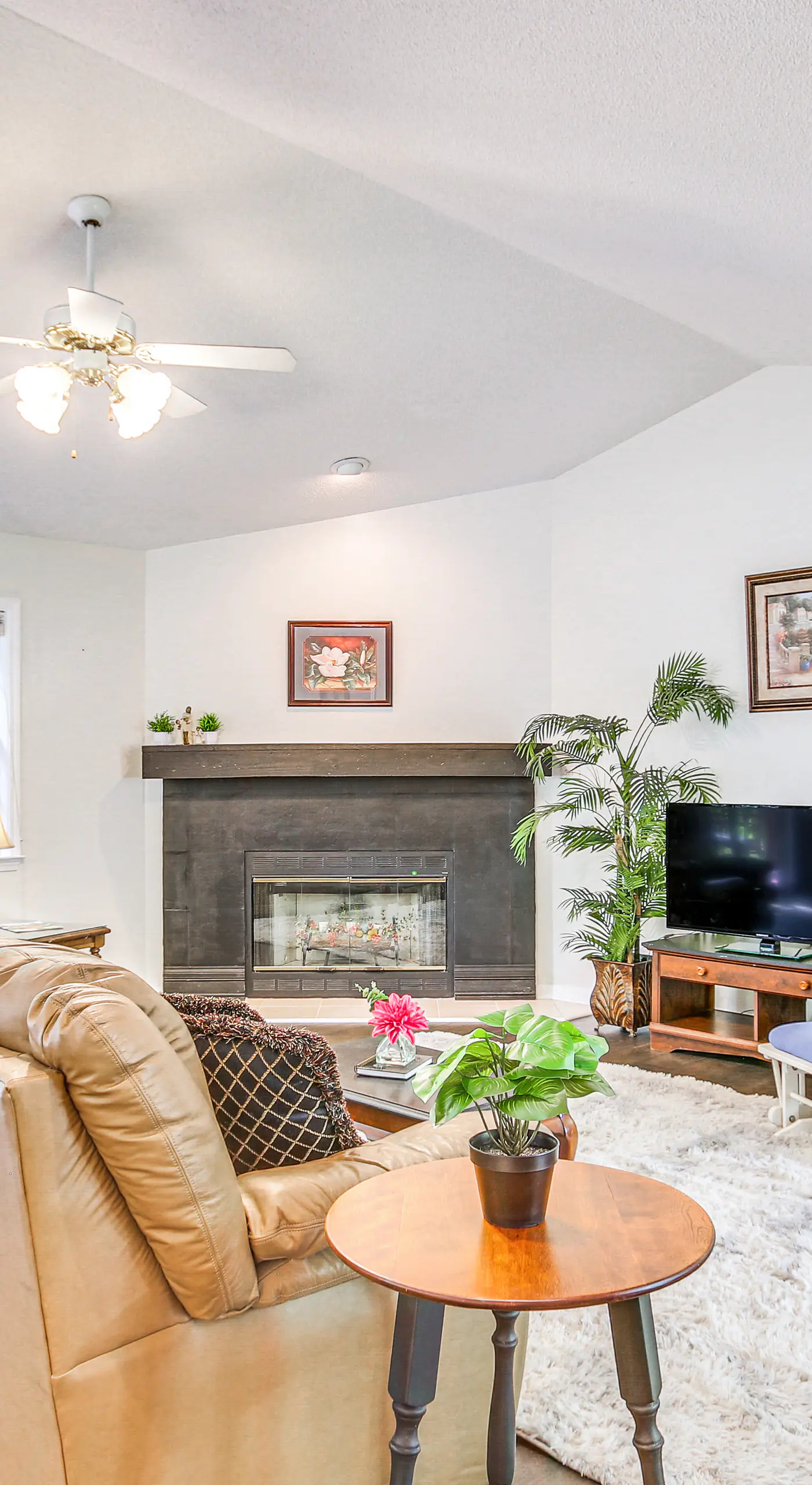 Lovely McCormick Home in Savannah Lakes Village