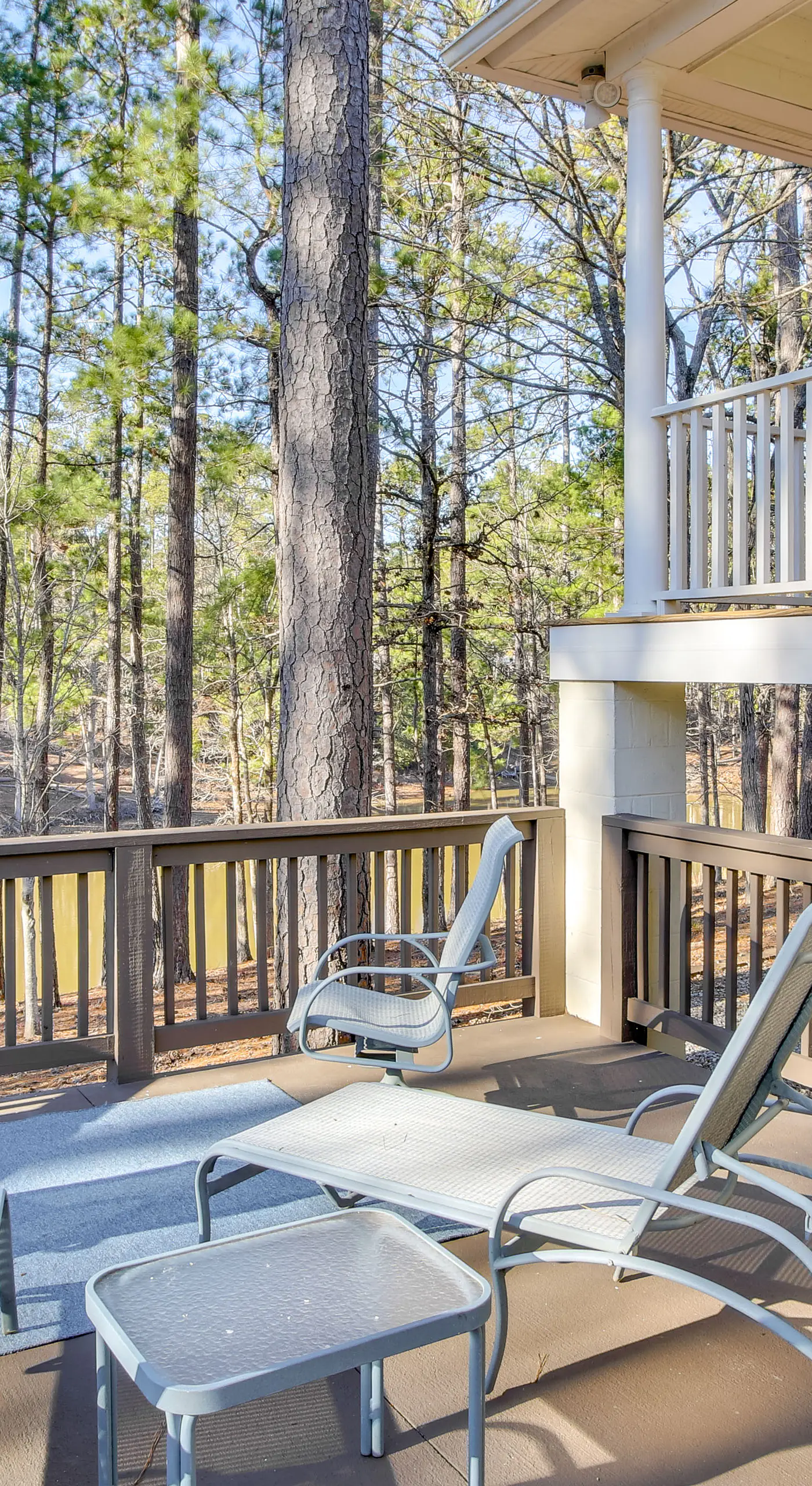 Lakefront McCormick Gem: Deck & Golf Course Views