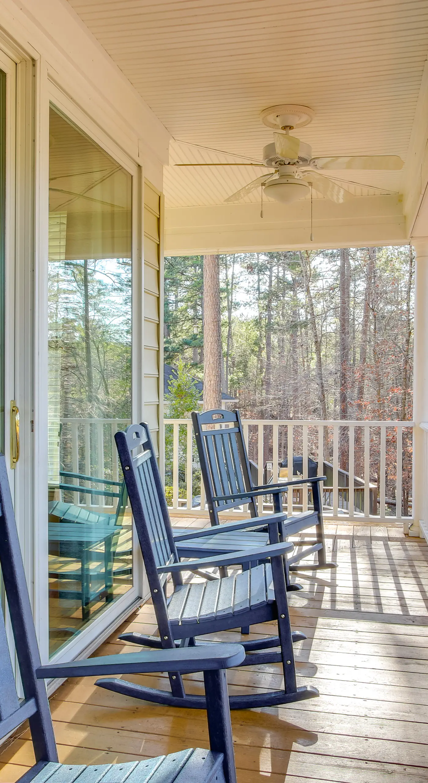Lakefront McCormick Gem: Deck & Golf Course Views