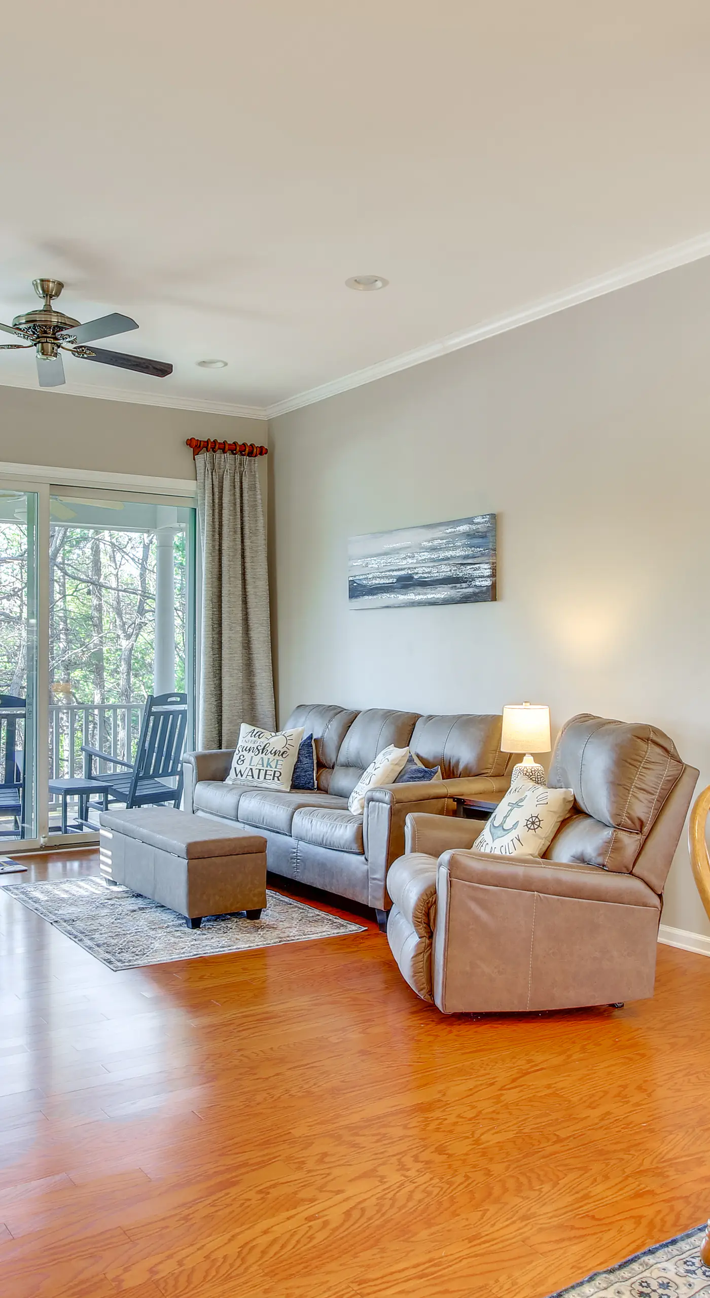 Lakefront McCormick Gem: Deck & Golf Course Views