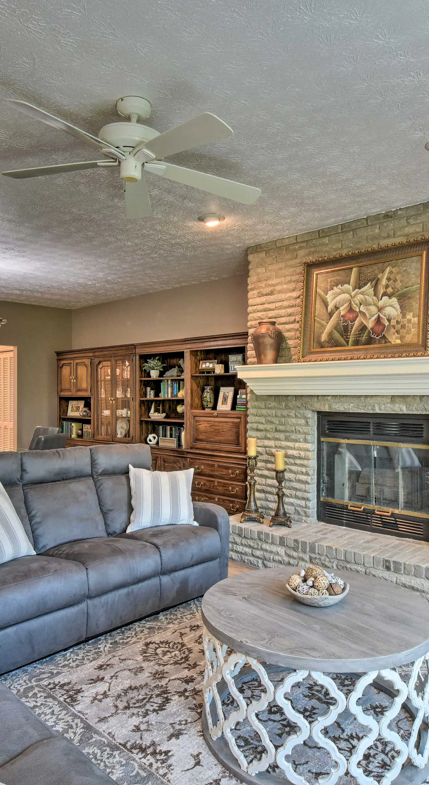 Resort-Style Condo w/ Balcony on Lake Keowee