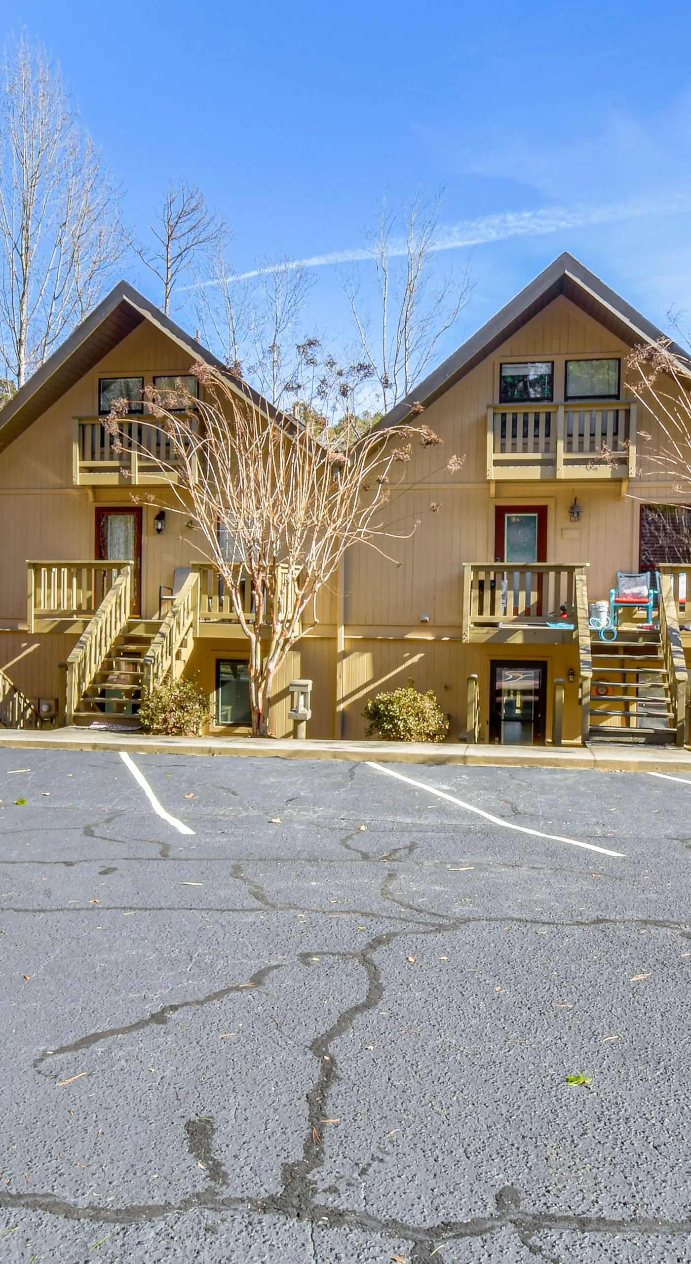 Tee Times & Lake Days! Luxe Keowee Key Living