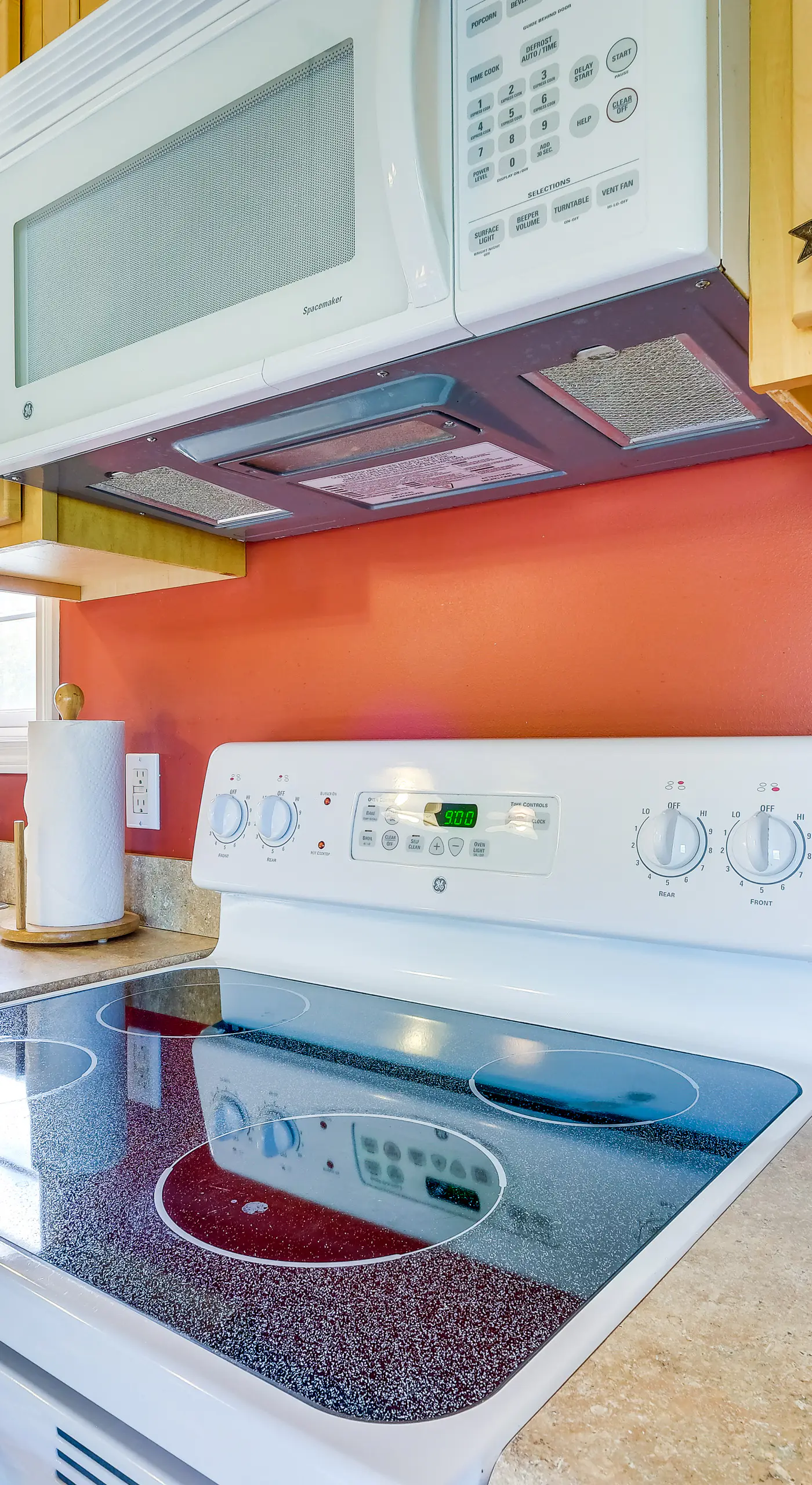 Taylorsville Cottage w/ Hot Tub & Lake Access!