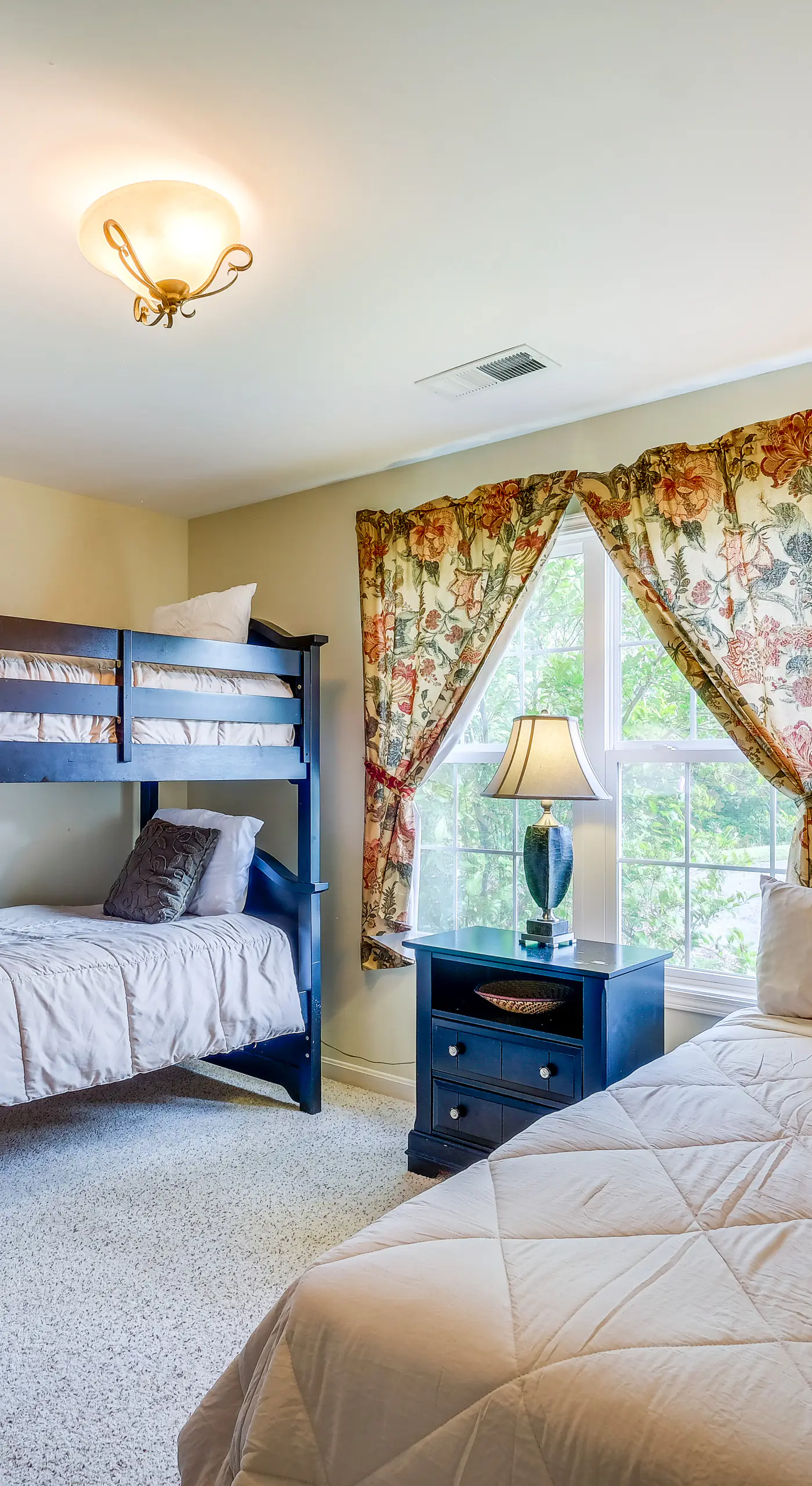 Taylorsville Cottage w/ Hot Tub & Lake Access!