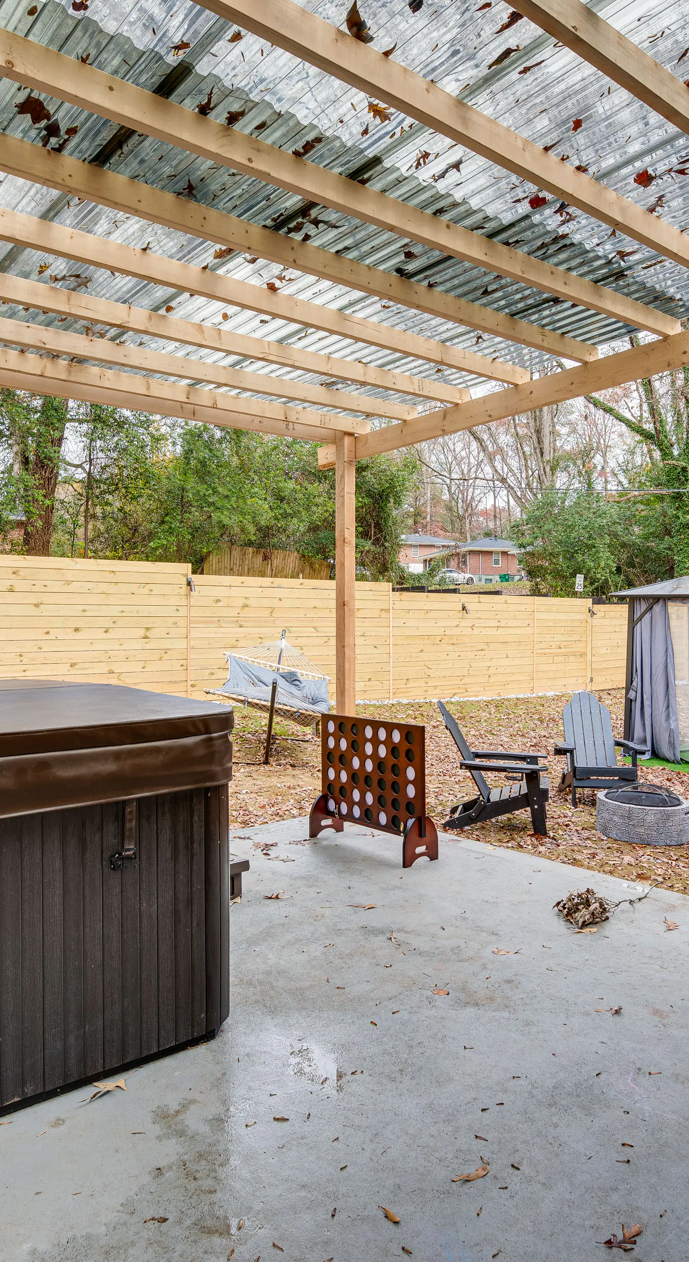 Modern Atlanta Retreat: Private Hot Tub & Yard!
