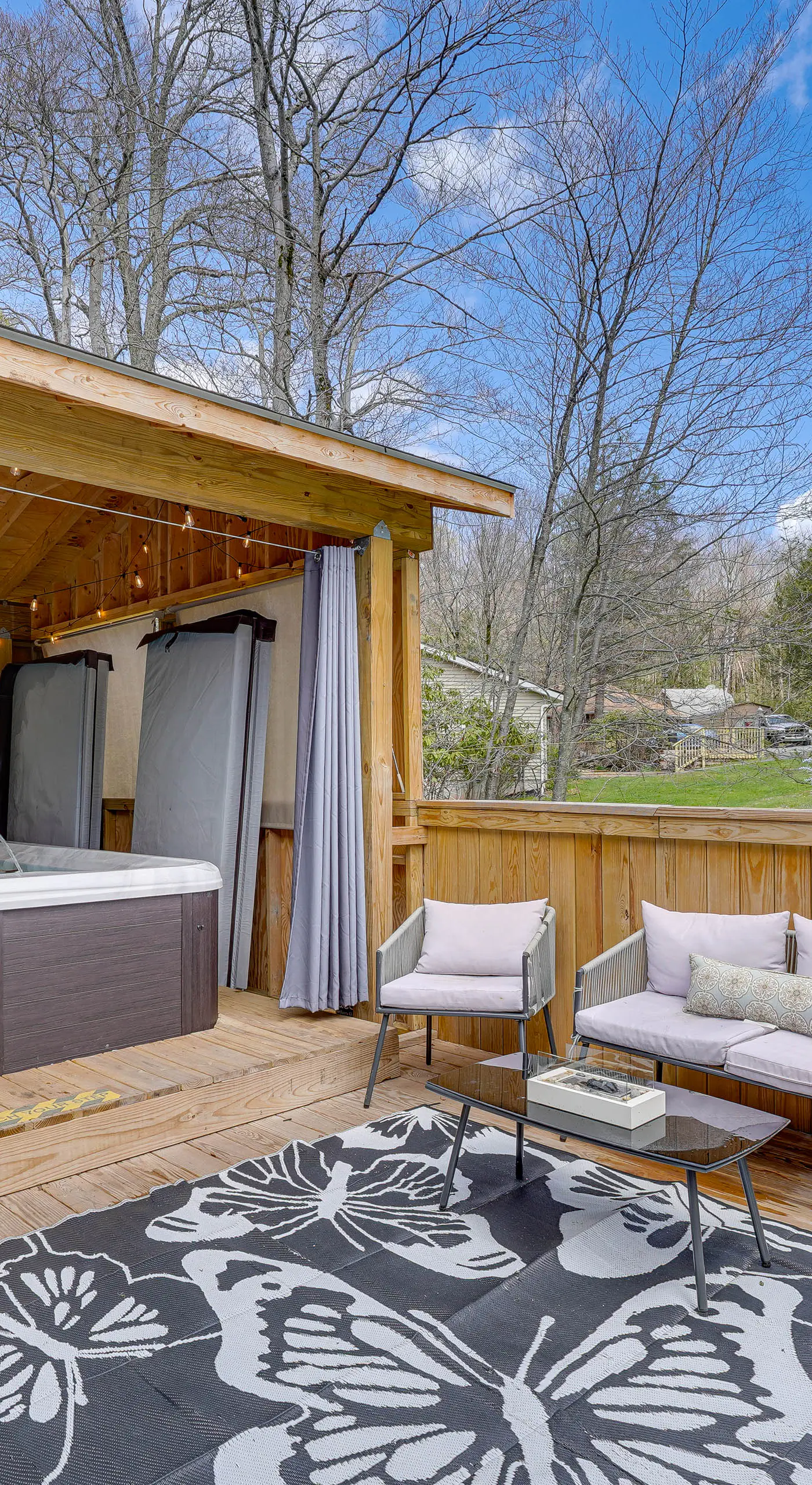 Catskills Home w/ Swim Spa in Loch Sheldrake!