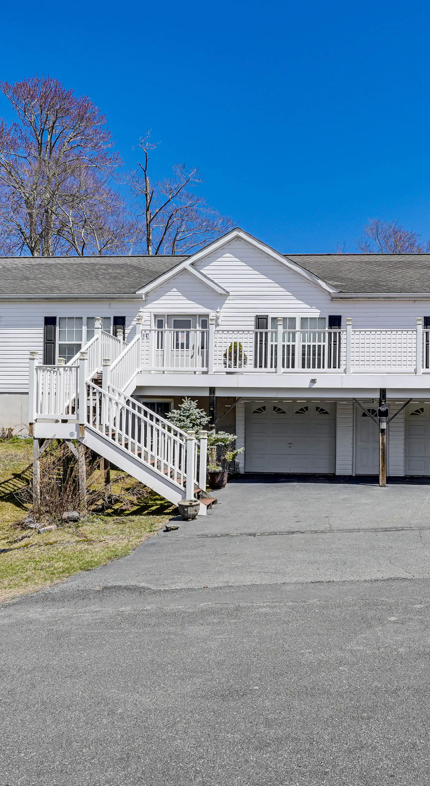 Catskills Home w/ Swim Spa in Loch Sheldrake!