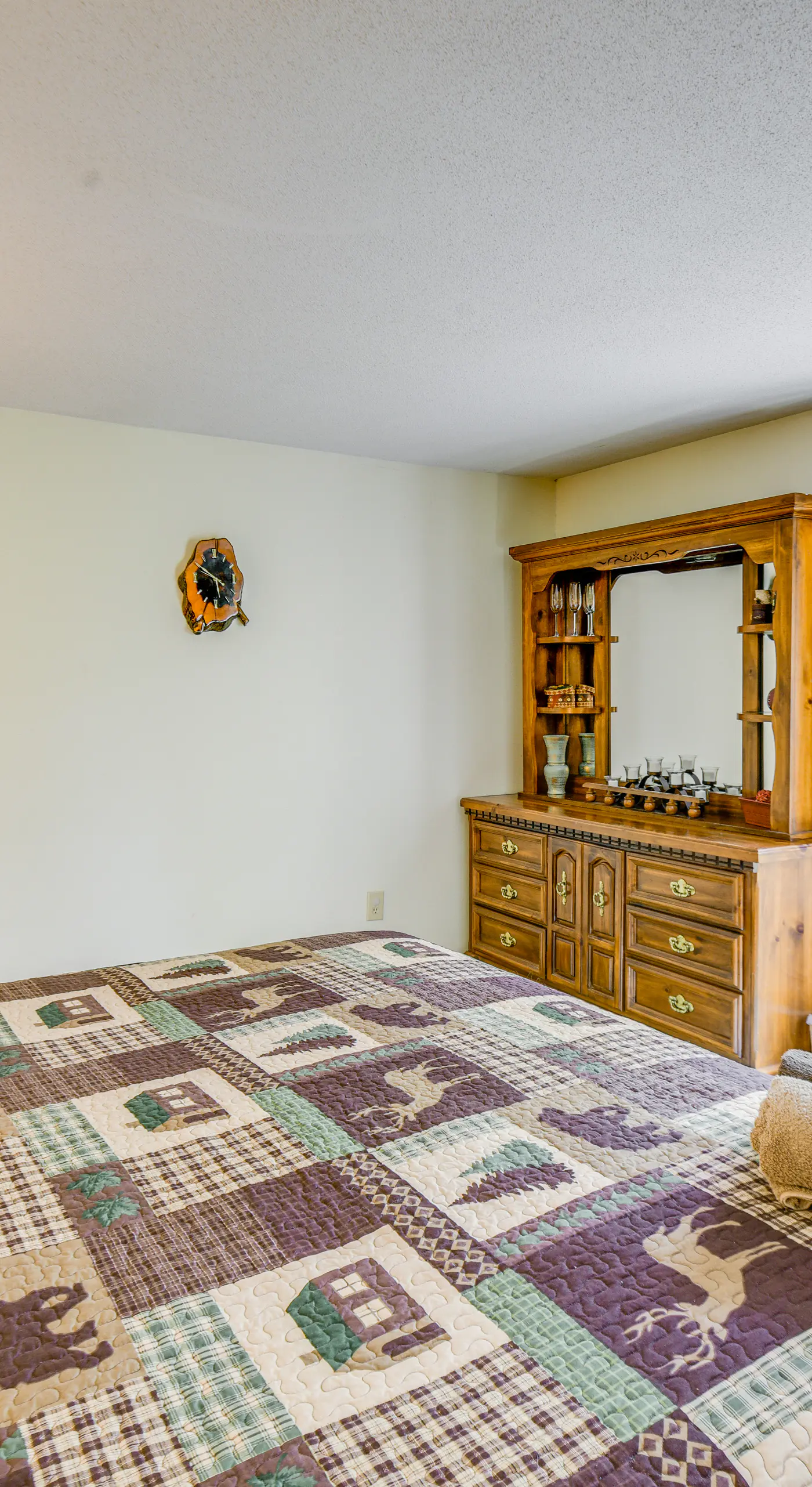 New Hampshire Vacation Rental - Walk to Beach!