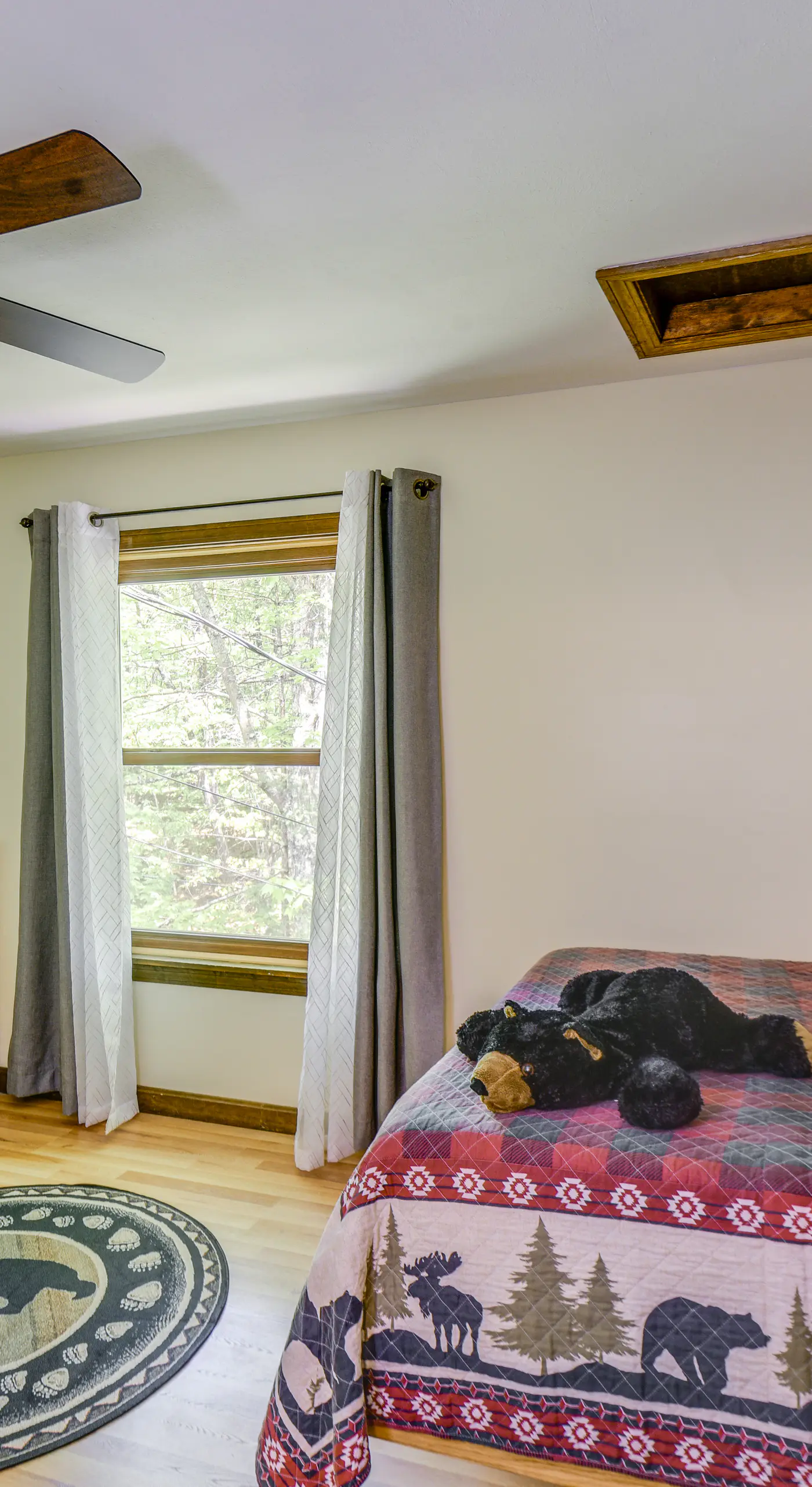New Hampshire Vacation Rental - Walk to Beach!