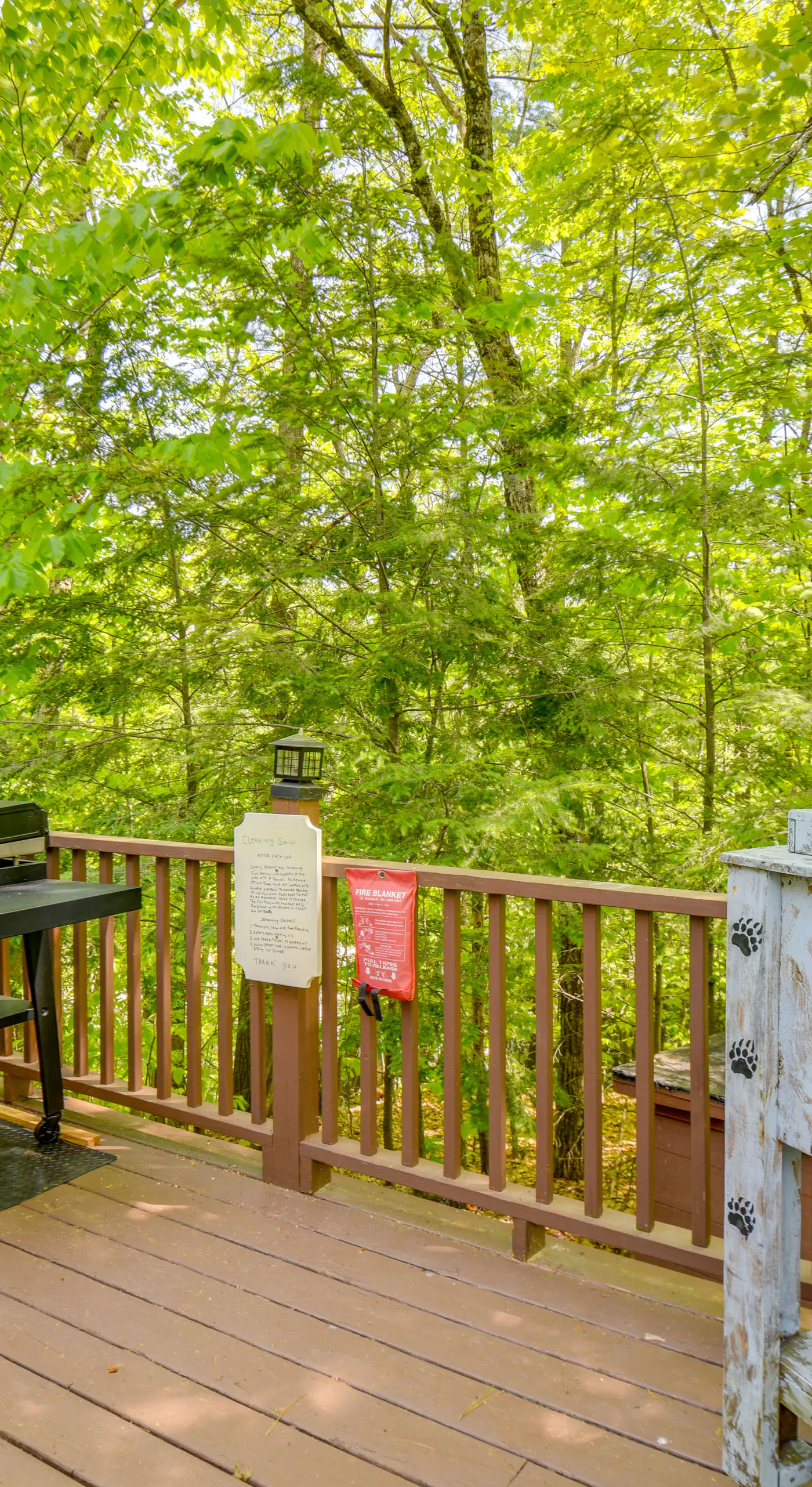 New Hampshire Vacation Rental - Walk to Beach!