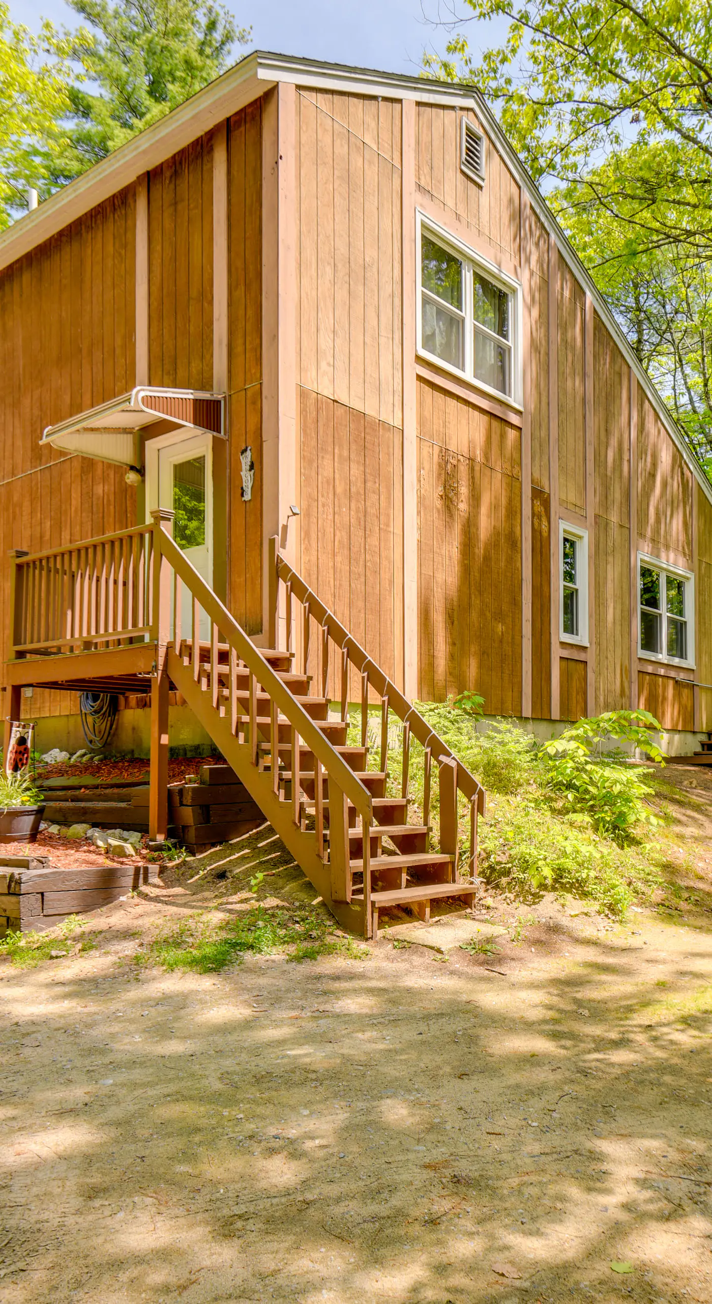 New Hampshire Vacation Rental - Walk to Beach!