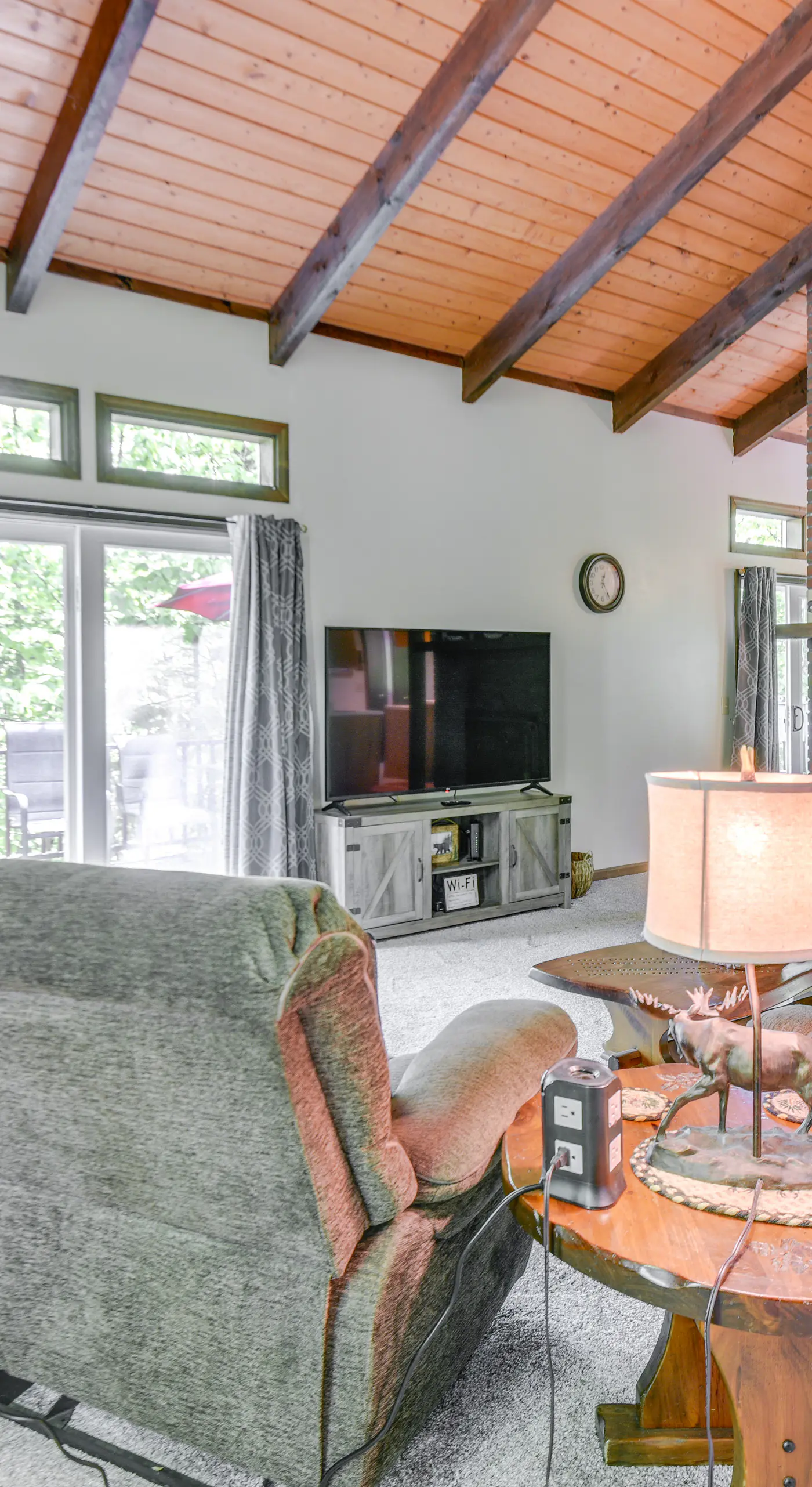 New Hampshire Vacation Rental - Walk to Beach!