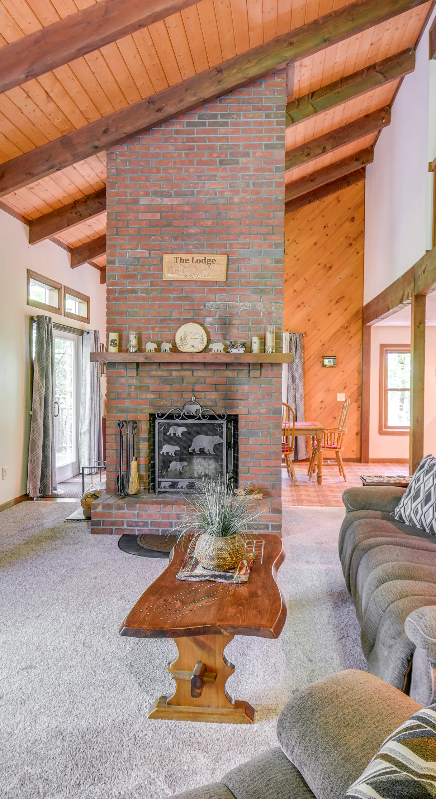 New Hampshire Vacation Rental - Walk to Beach!