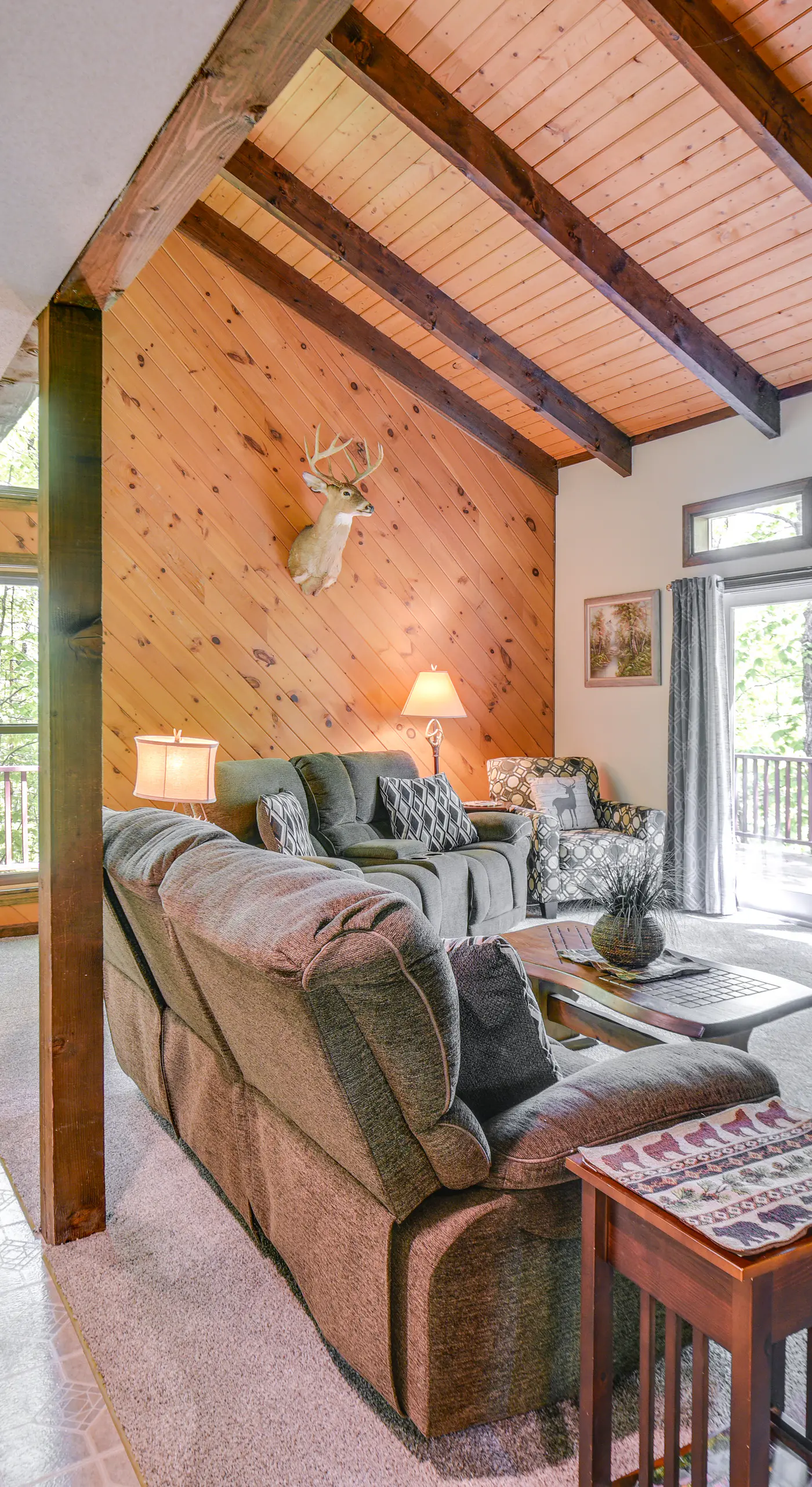 New Hampshire Vacation Rental - Walk to Beach!
