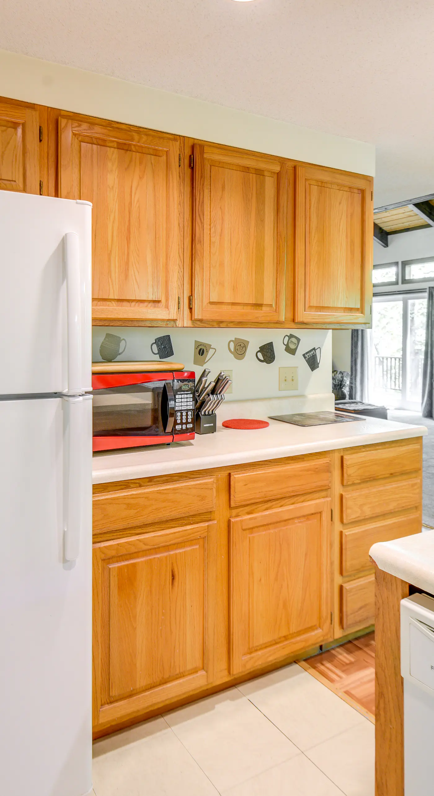 New Hampshire Vacation Rental - Walk to Beach!