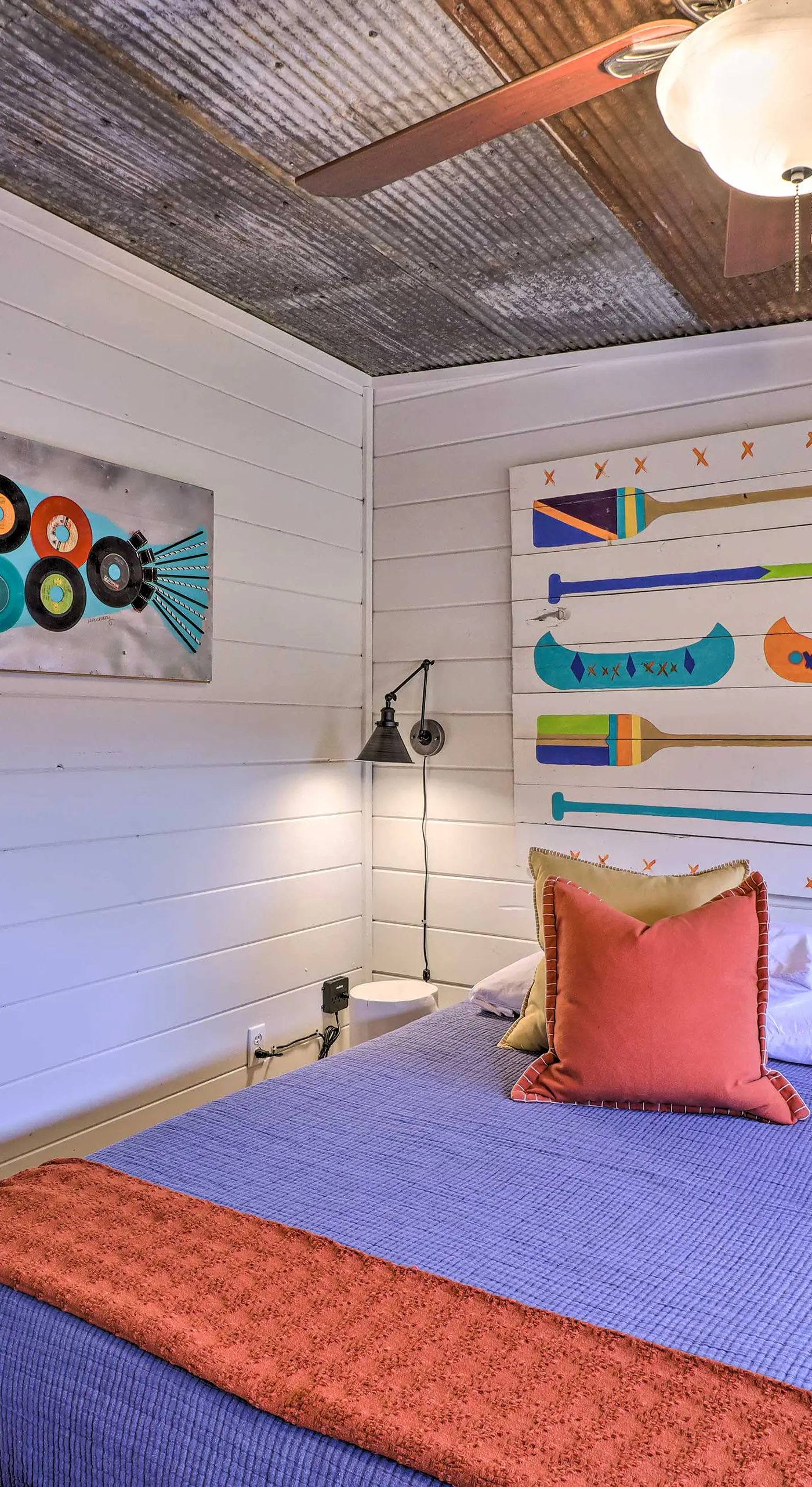 Cheery Pet-Friendly Studio w/ Shared Fire Pit