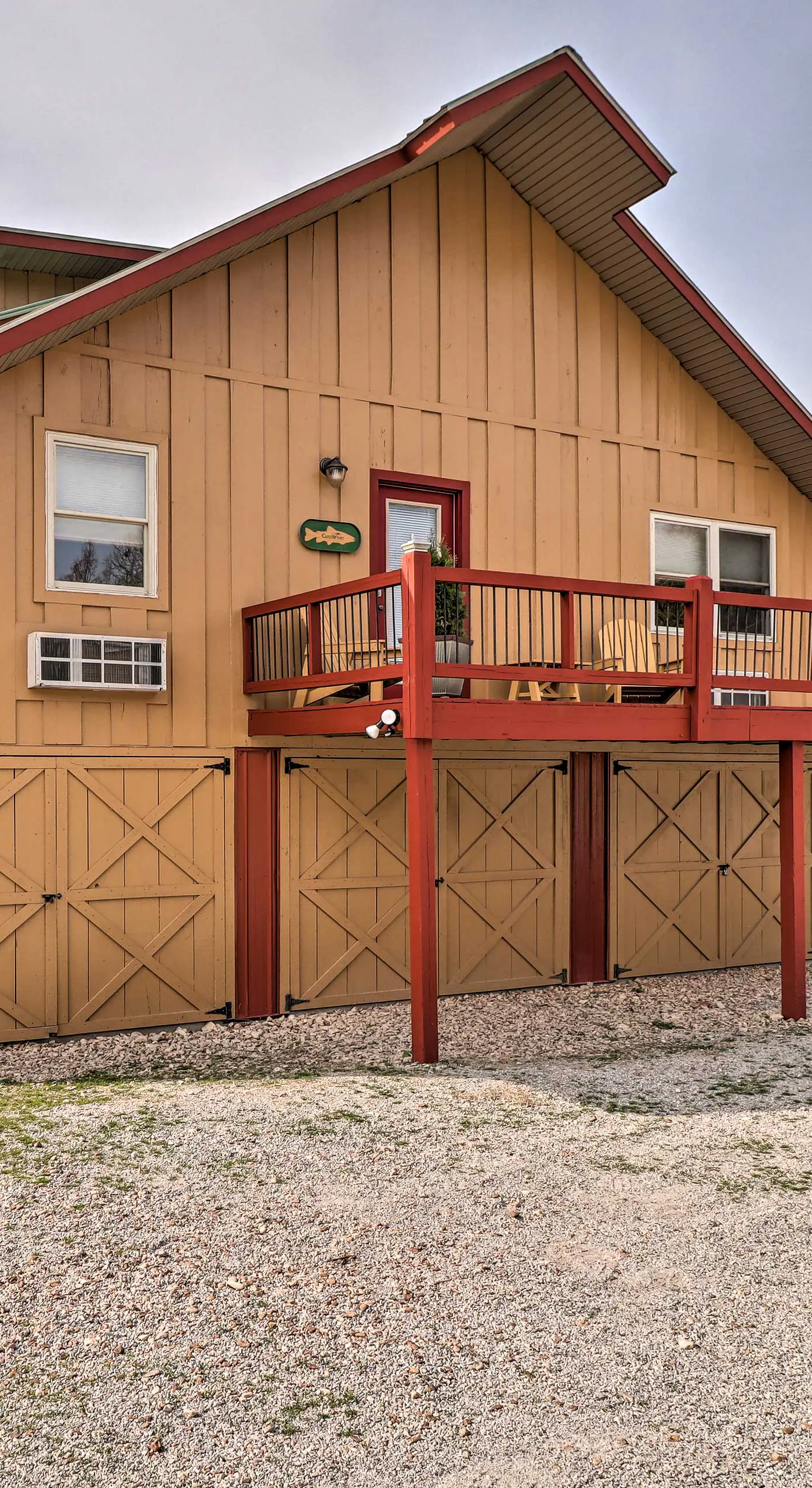 Cheery Pet-Friendly Studio w/ Shared Fire Pit