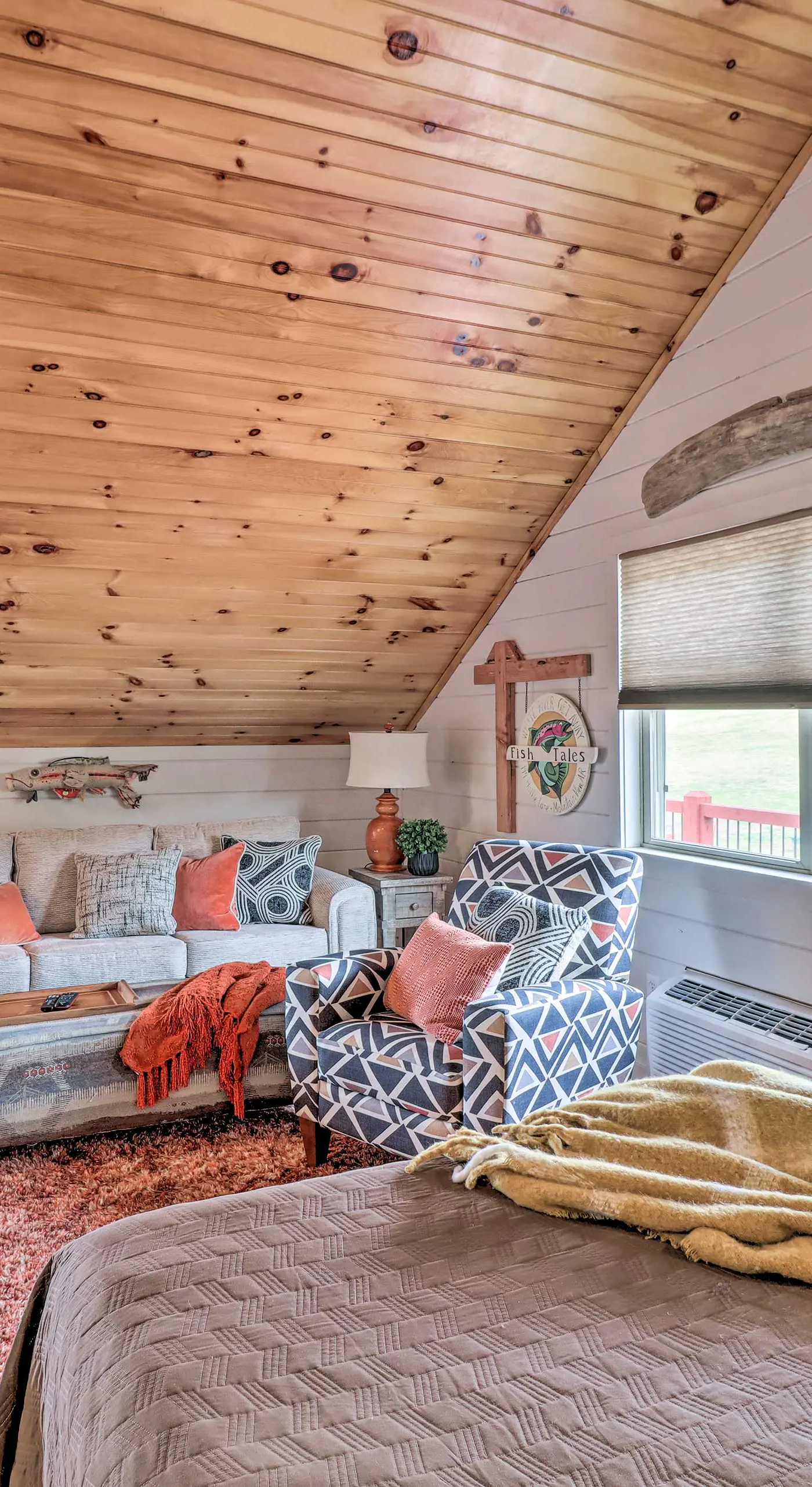 Cheery Pet-Friendly Studio w/ Shared Fire Pit