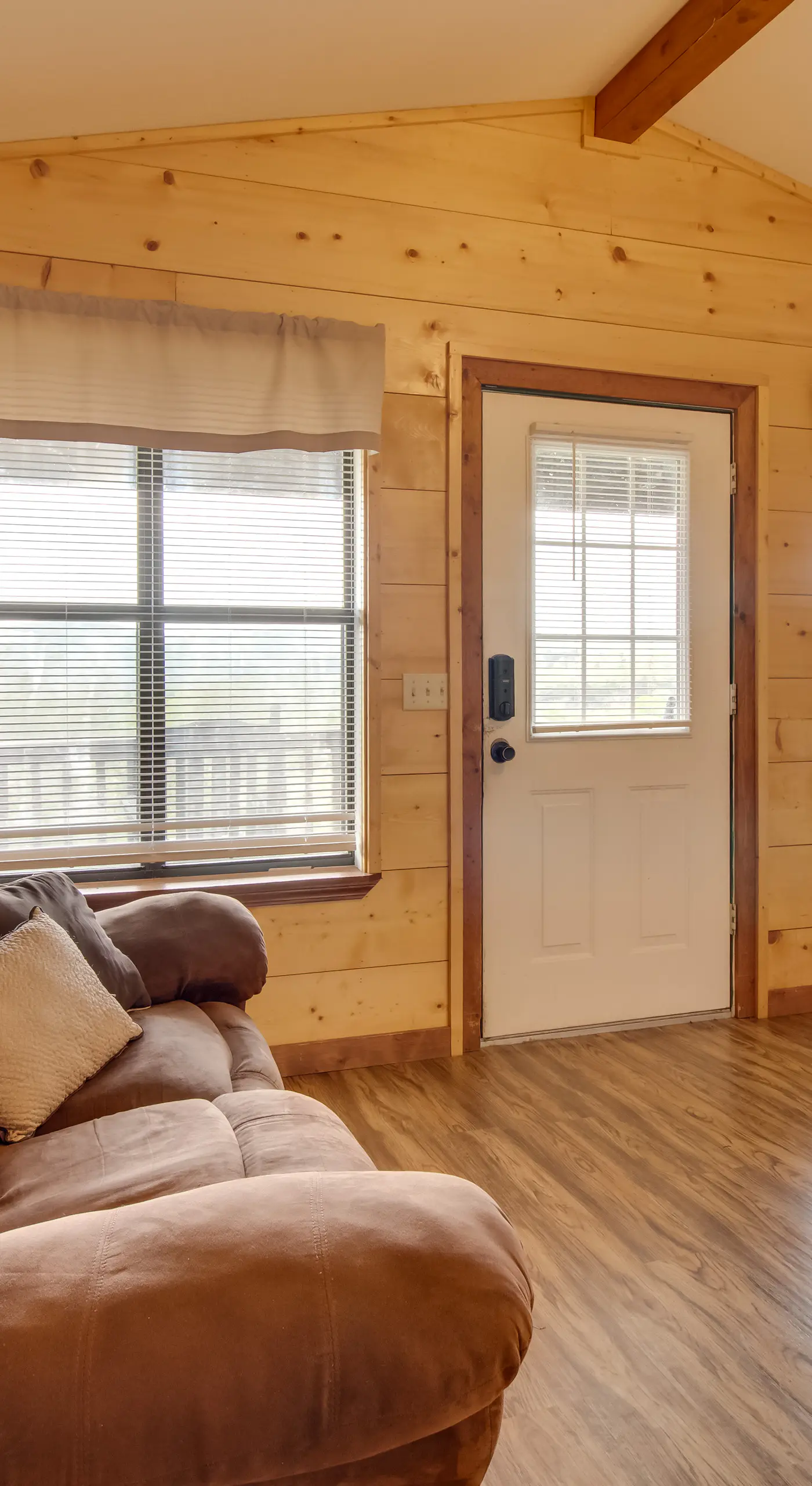 Mtn-View Porch: Arkansas Cabin Near White River