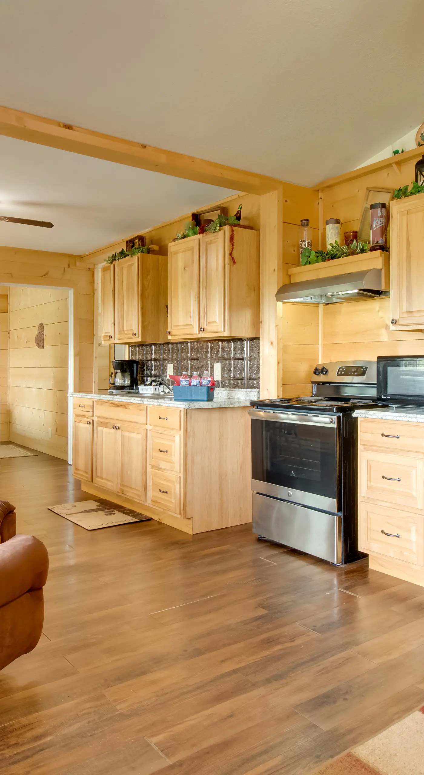 Cabin Getaway in Mountain View w/ Porch + Grill