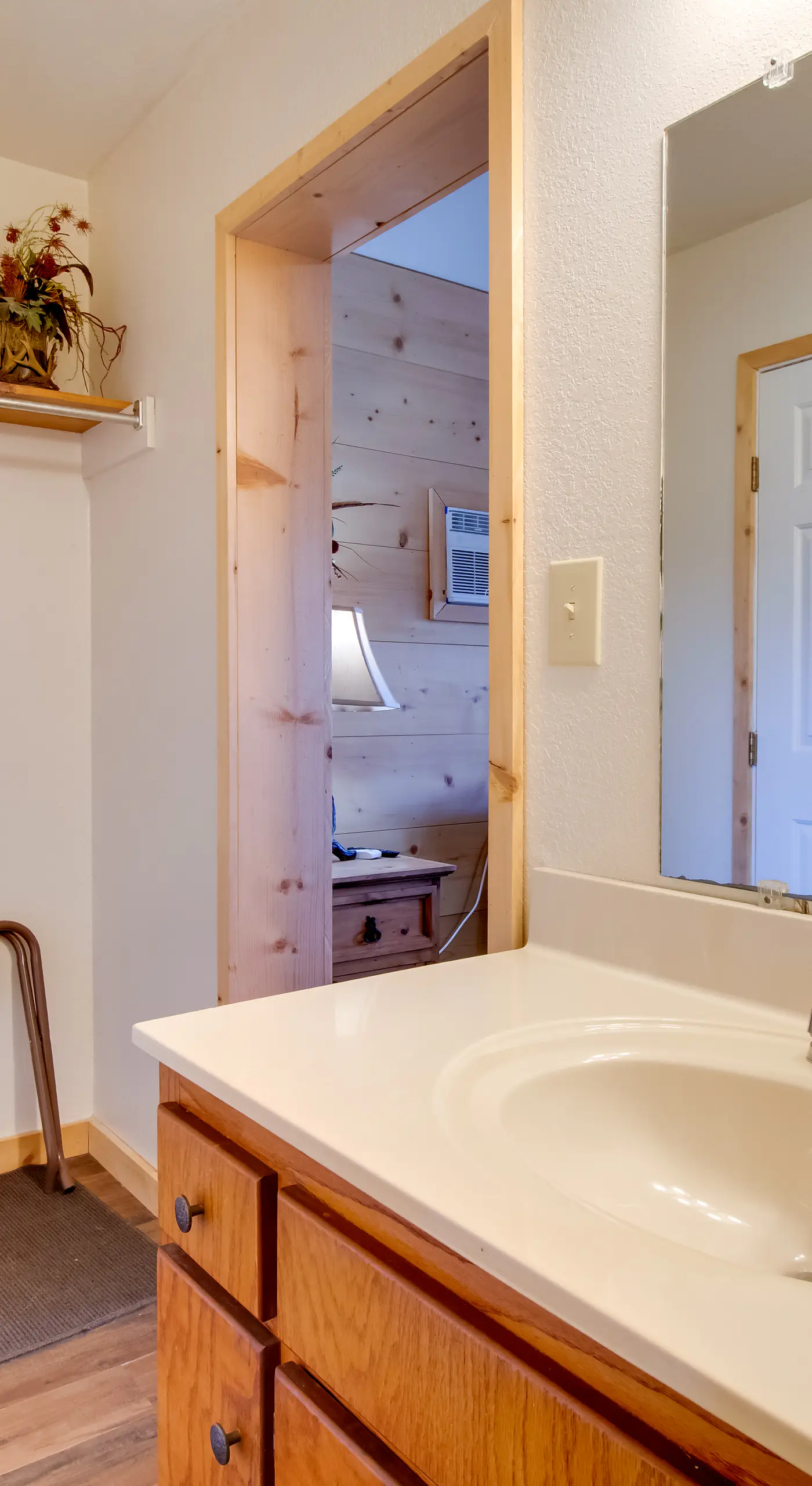 Cabin Getaway in Mountain View w/ Porch + Grill