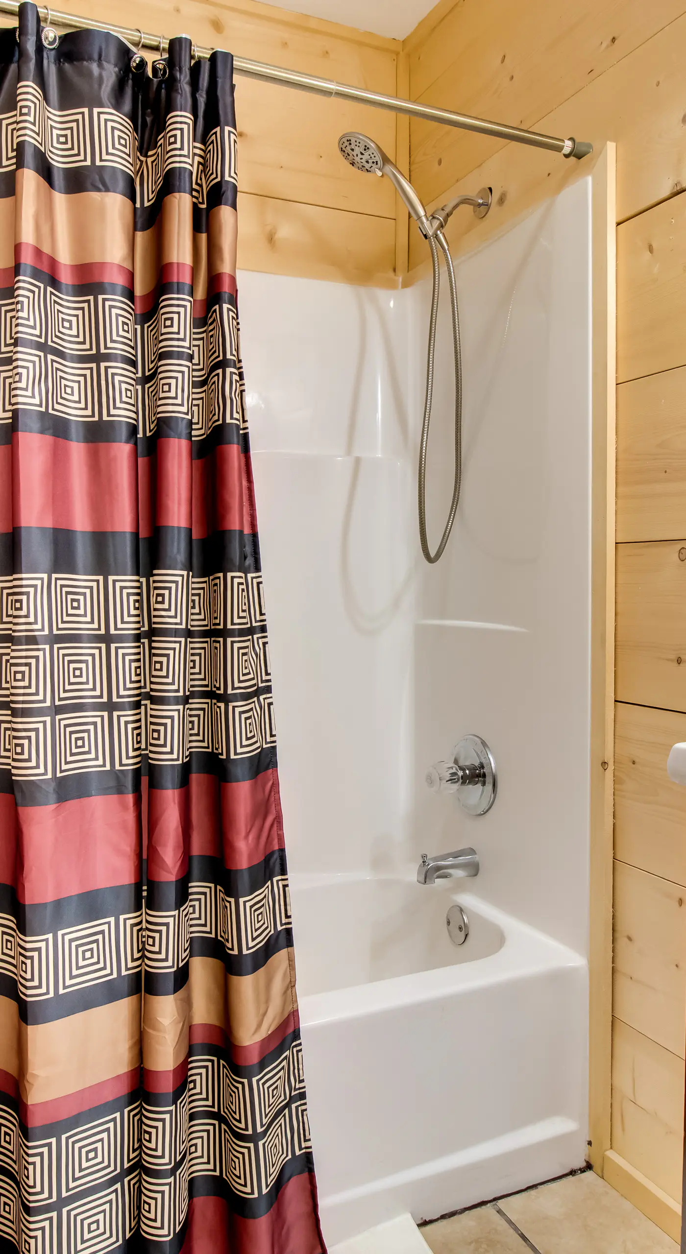 Cabin Getaway in Mountain View w/ Porch + Grill
