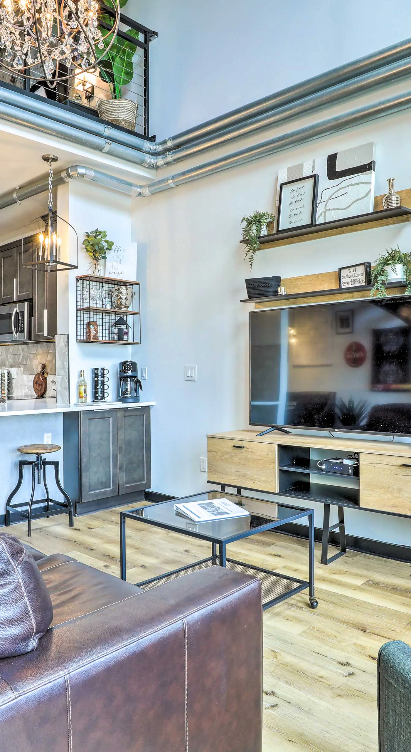 Central Atlantic Station Loft Near Mercedes-Benz!