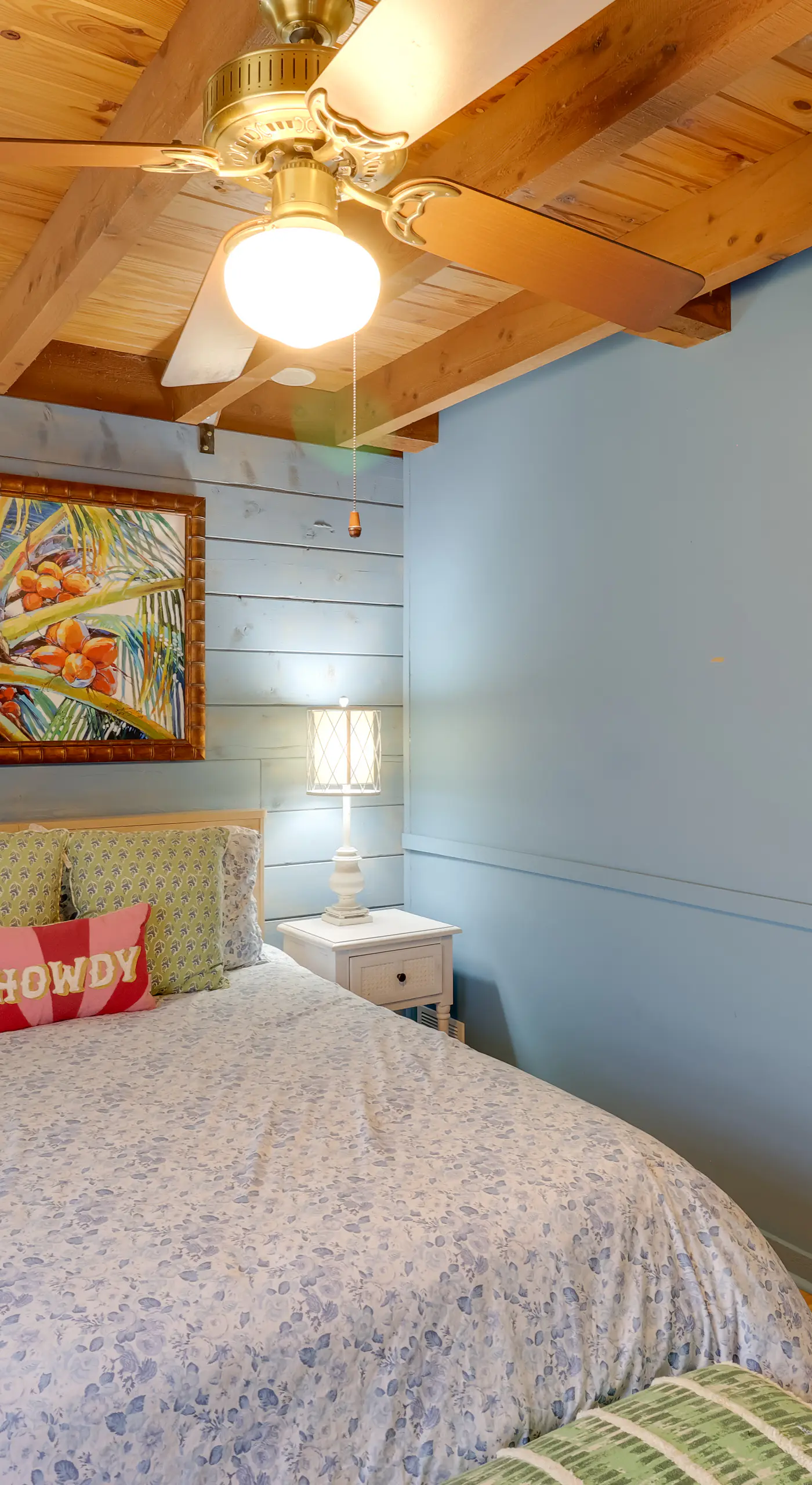 Fish On-Site: Okeechobee Cabin w/ Pool Access