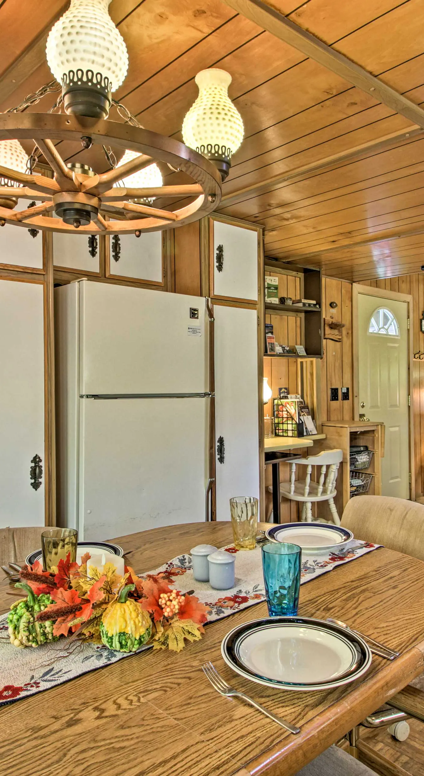 Cozy Retreat w/ Fire Pit < 1 Mi to Mille Lacs Lake